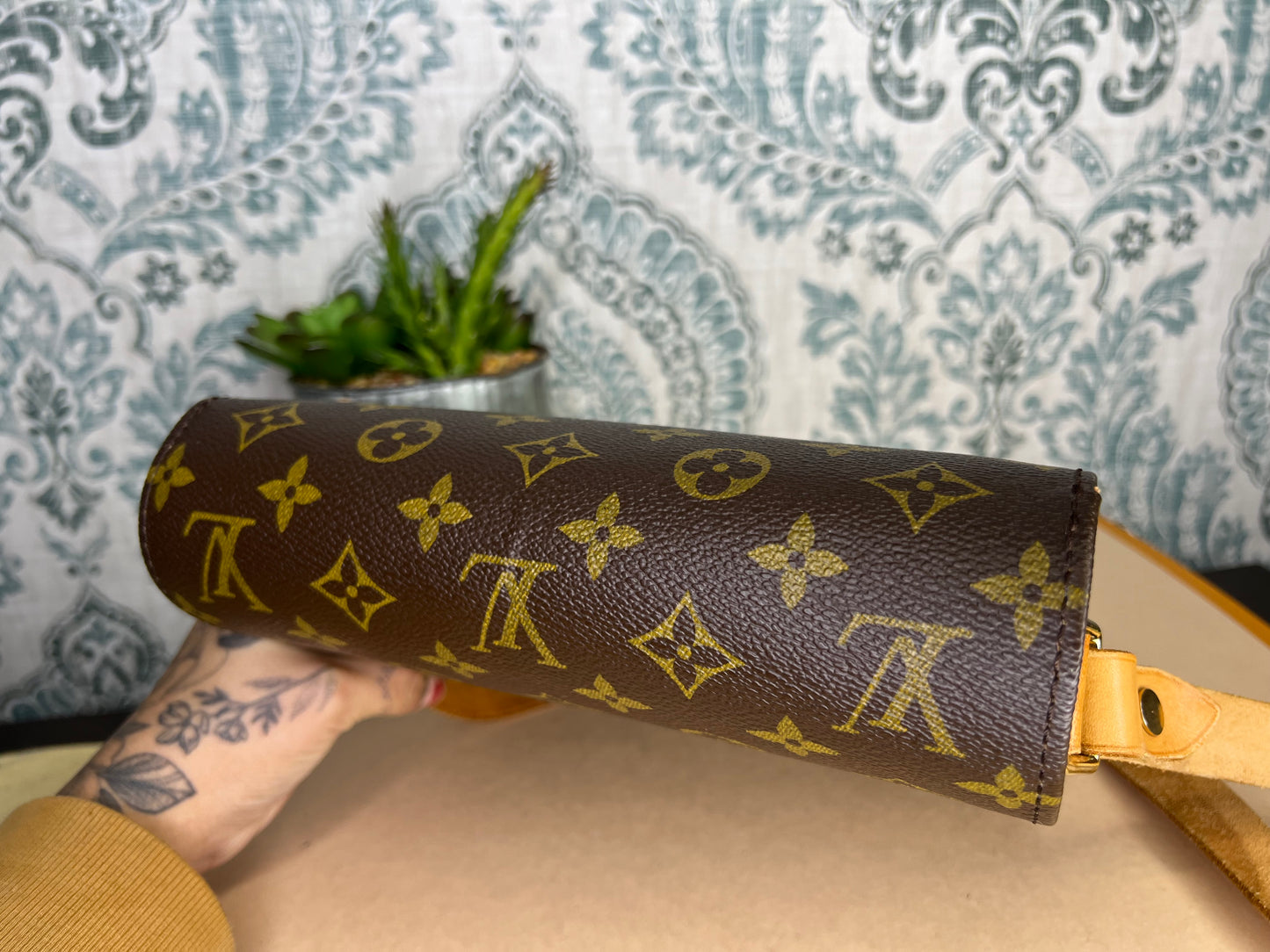 Louis Vuitton Cartouchiere MM