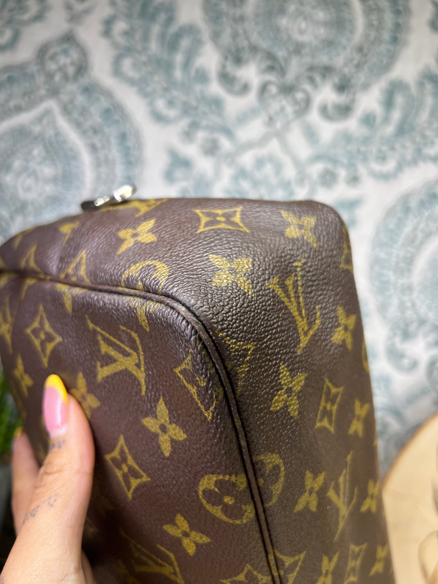 Louis Vuitton Trousse 28