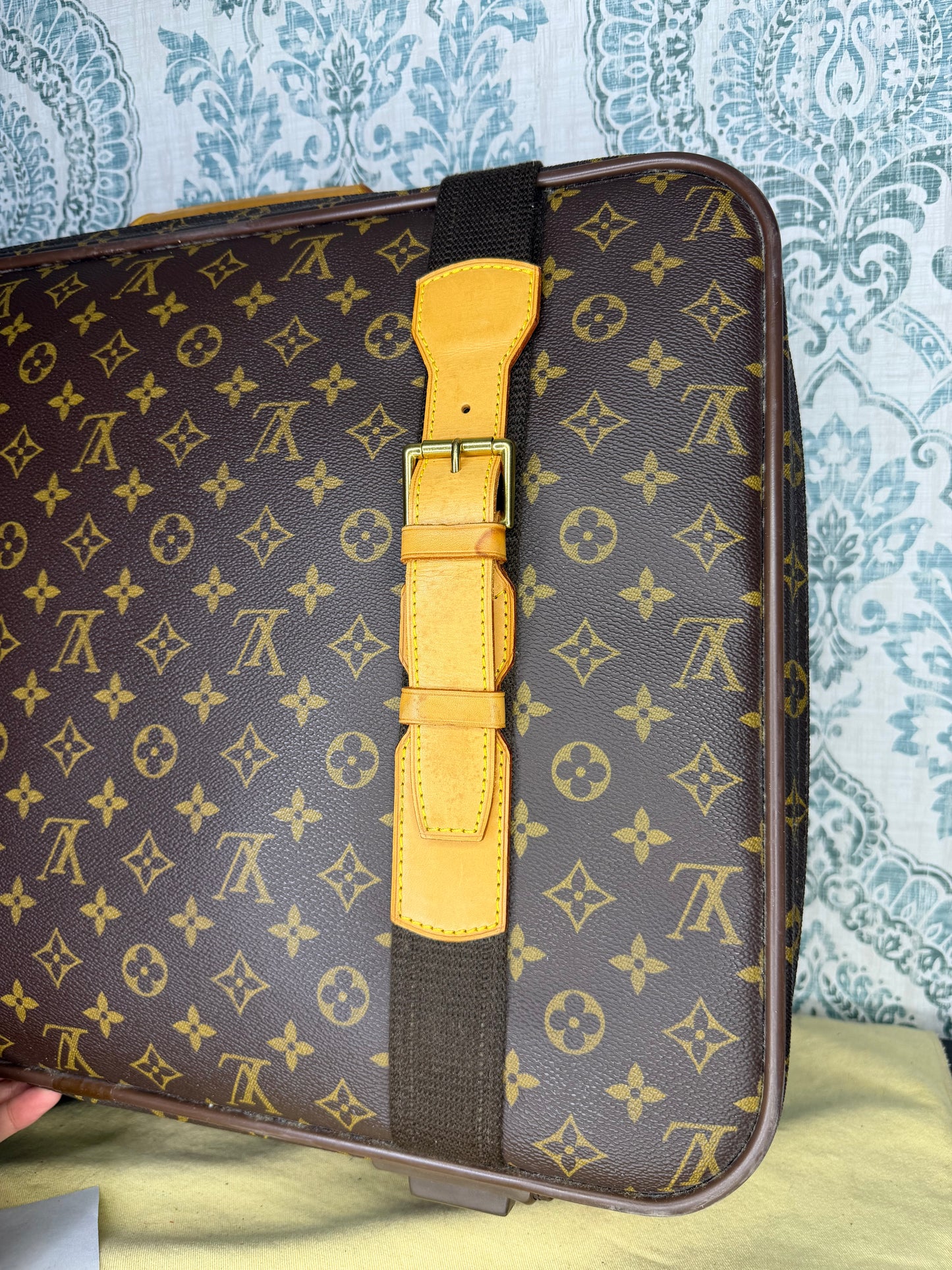 Louis Vuitton Satellite 53 Suit Case