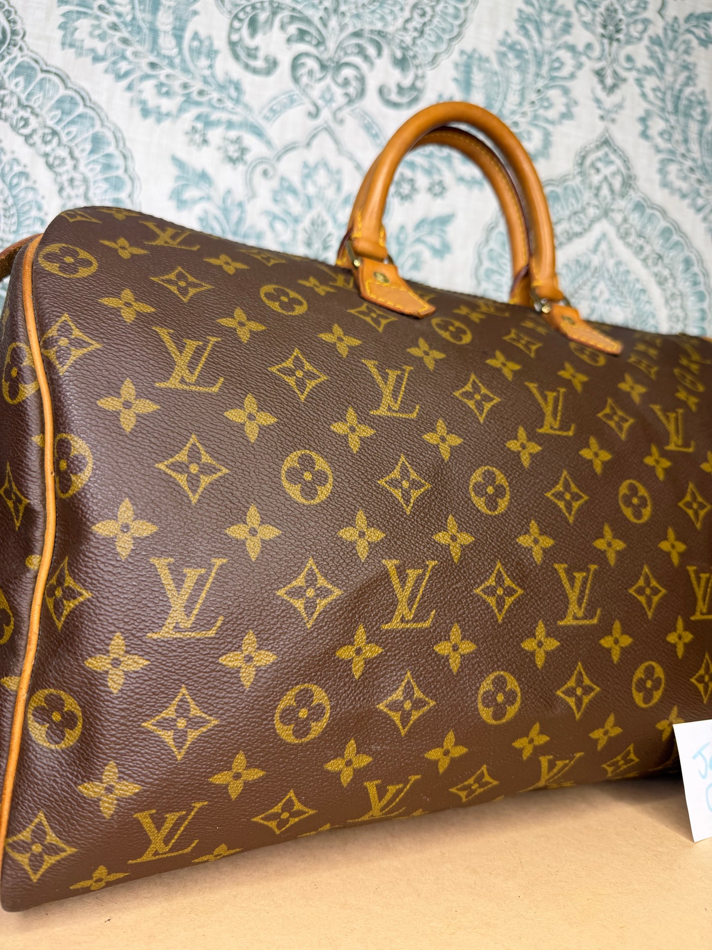Louis Vuitton Speedy 40