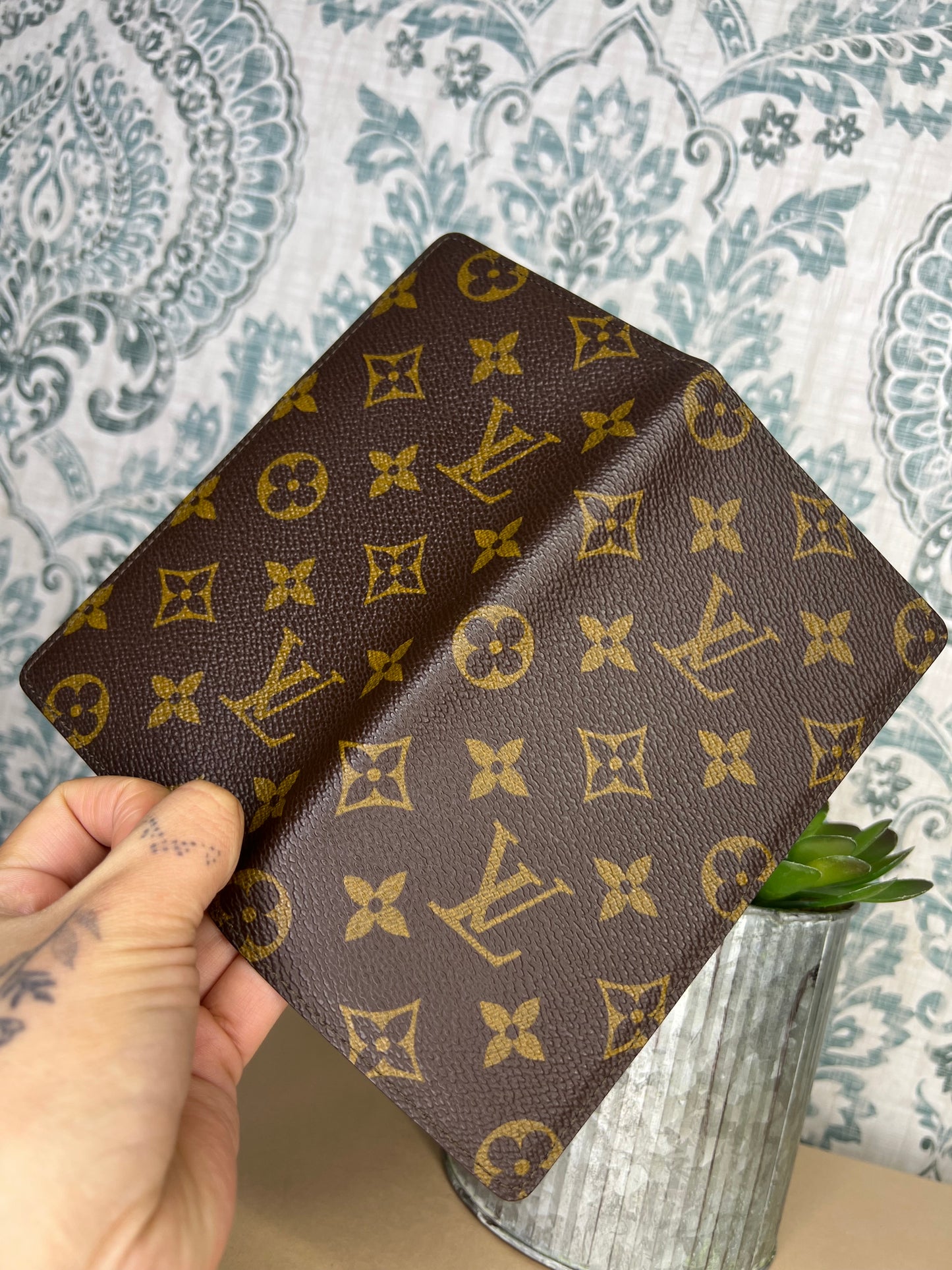Louis Vuitton Monogram Checkbook Wallet/Cover
