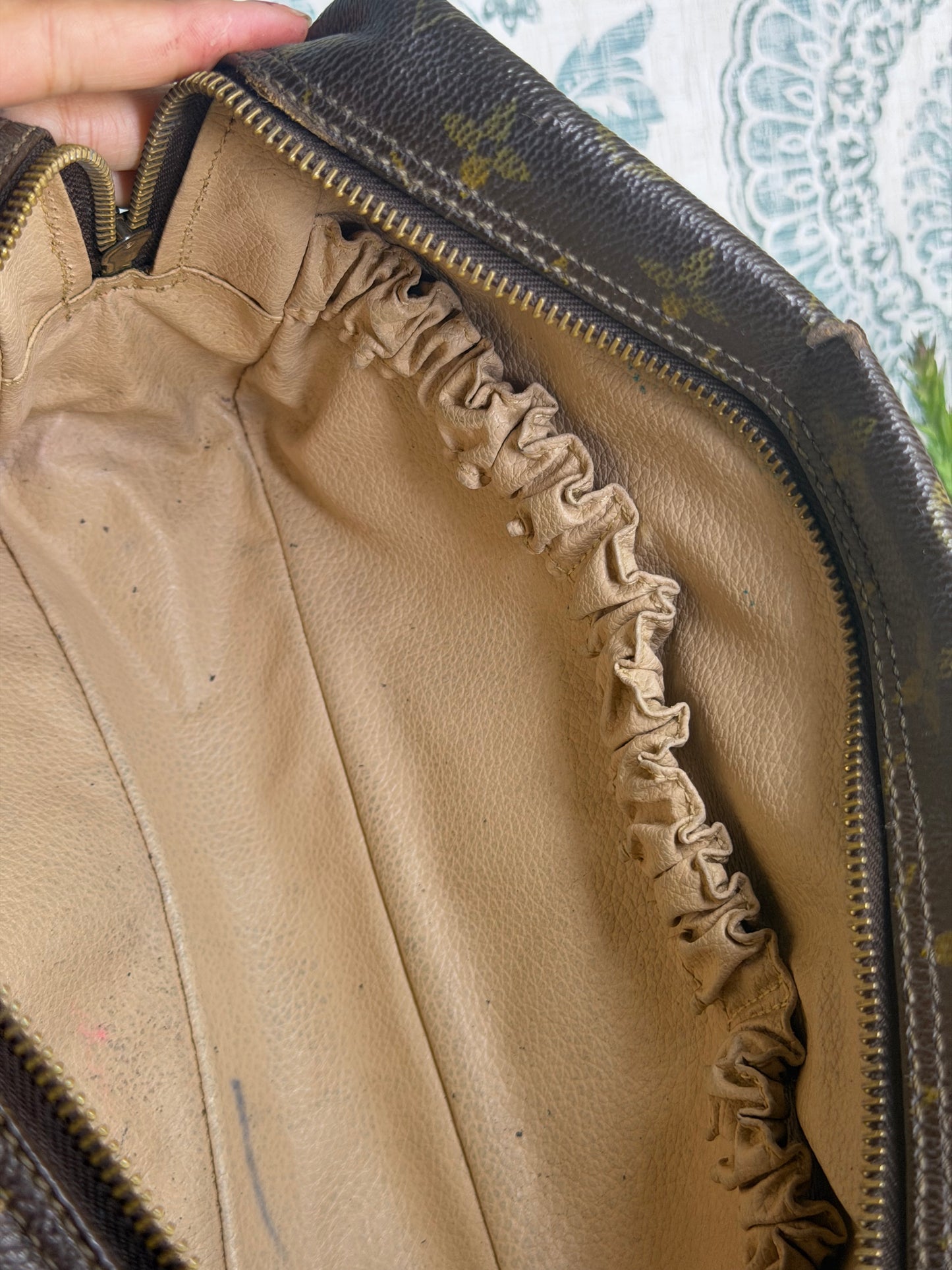 Louis Vuitton Trousse 28