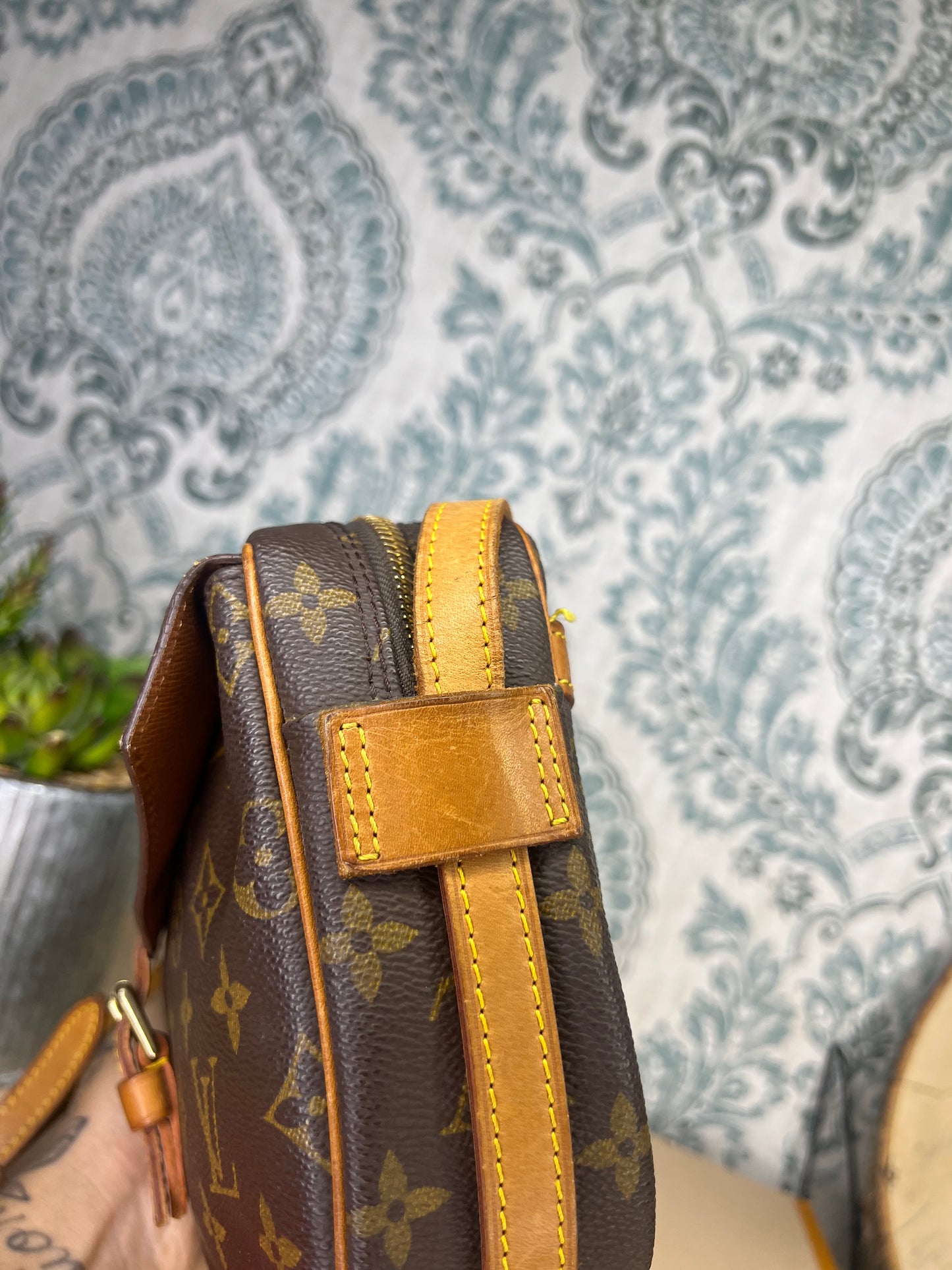 Louis Vuitton Jeune Fille MM