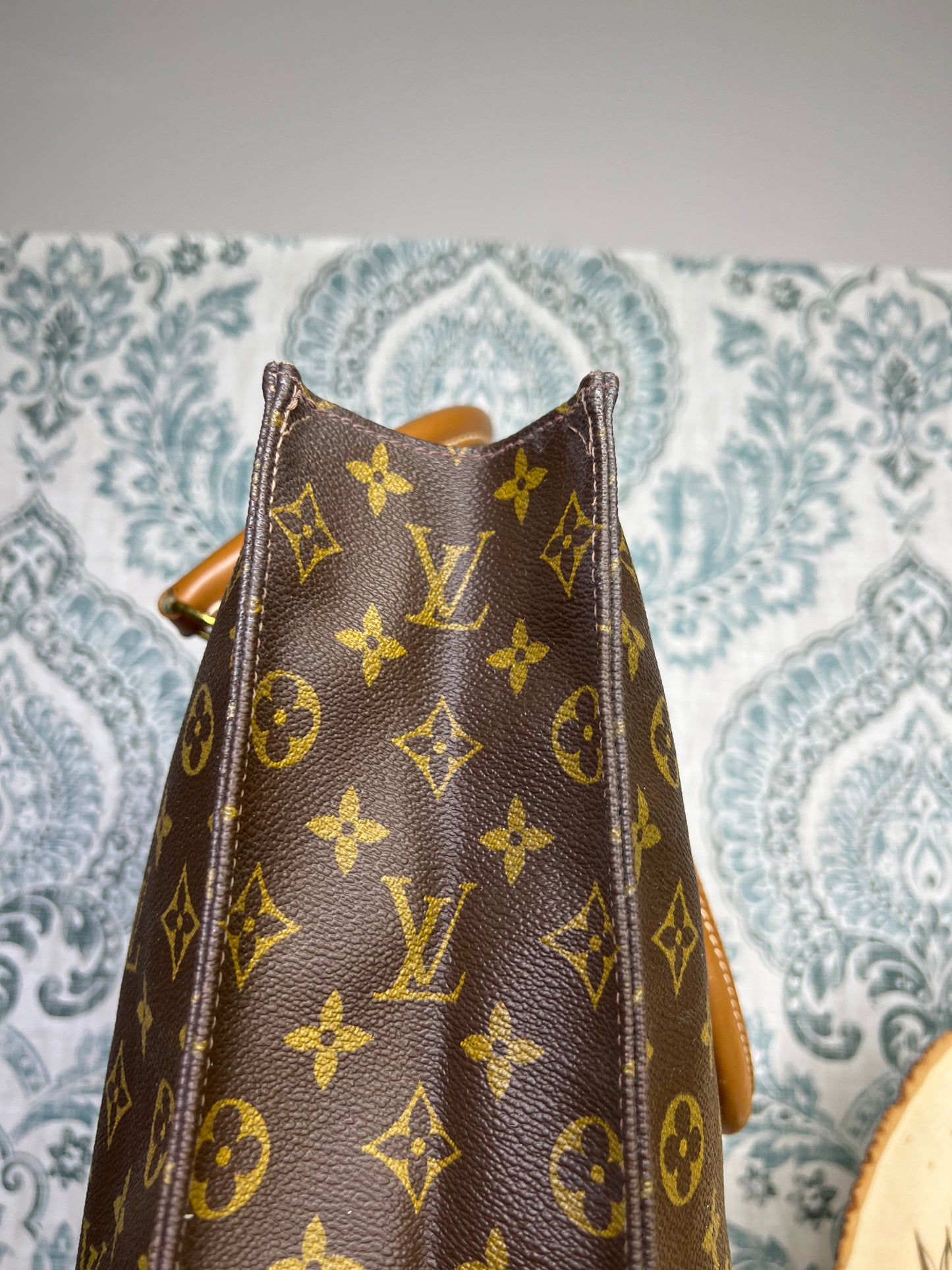 Louis Vuitton French Company Sac Plat
