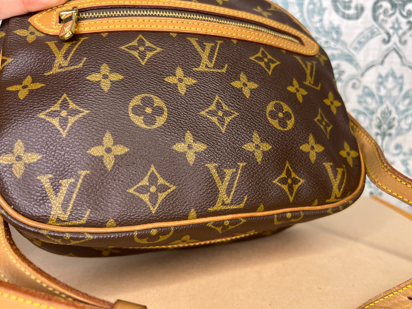 Louis Vuitton Senlis
