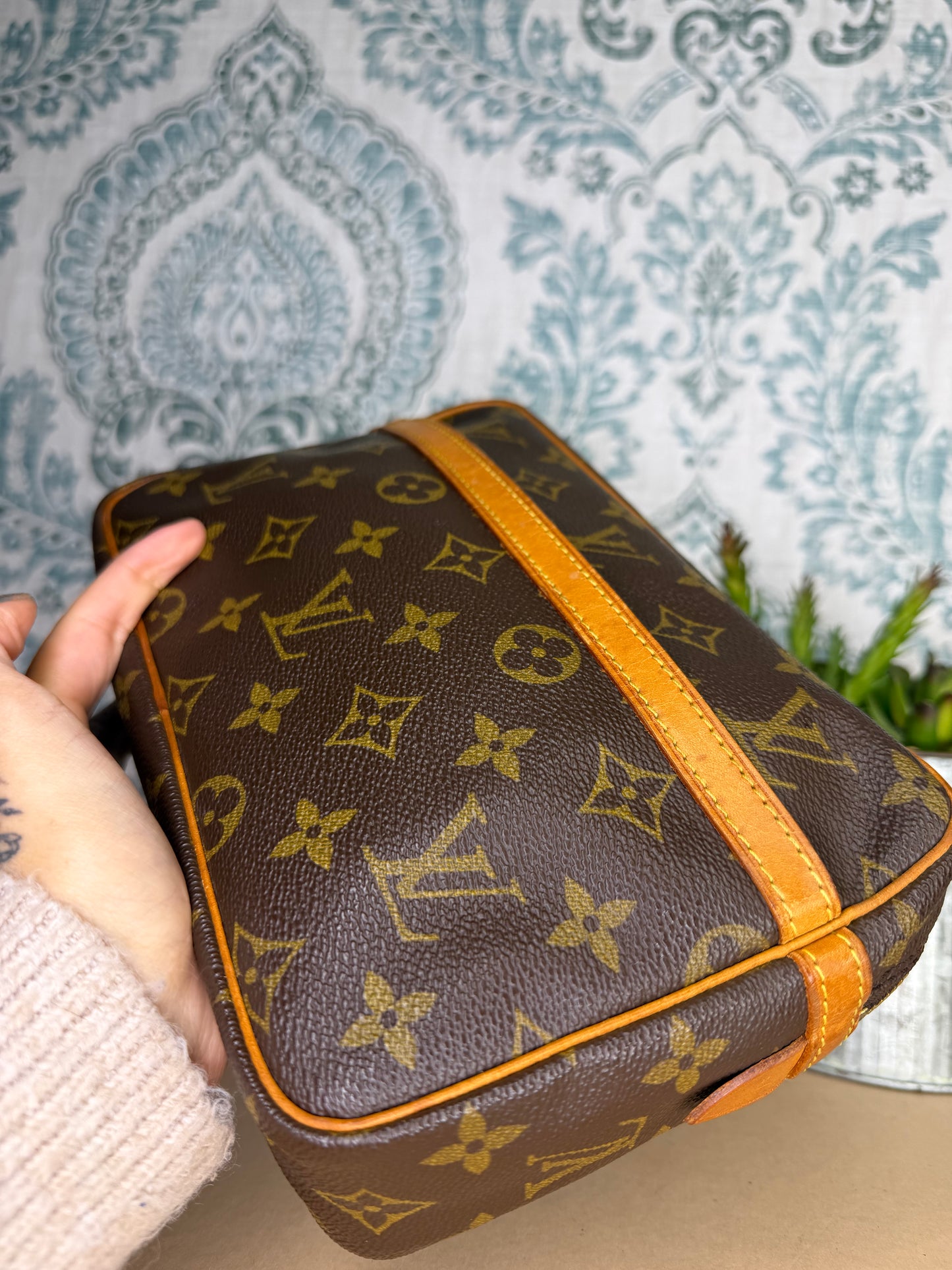 Louis Vuitton Compiegne 23