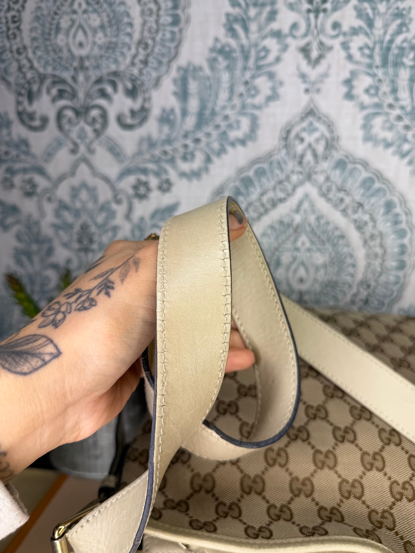 Gucci Canvas GG Beige Crossbody