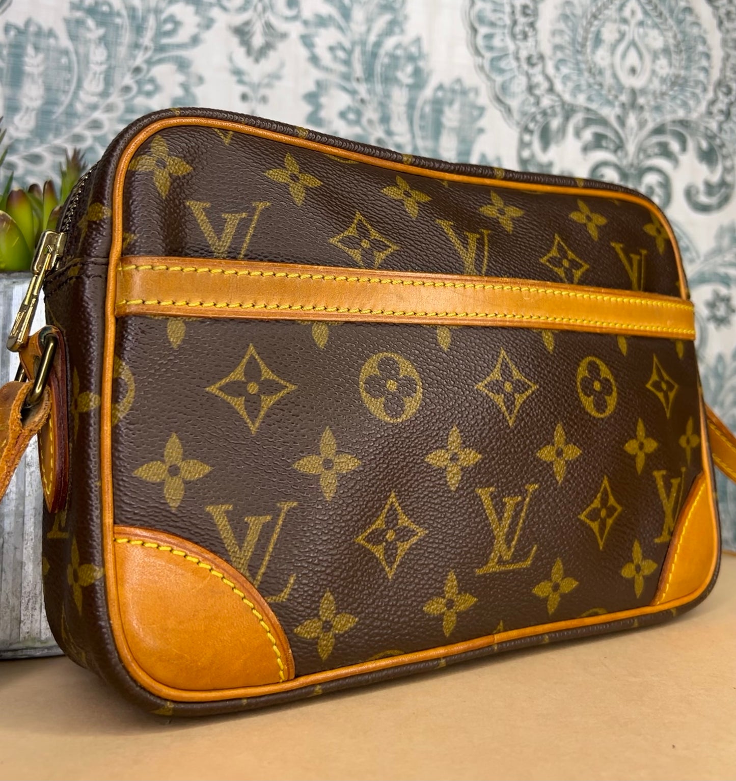 Louis Vuitton Trocadero 23