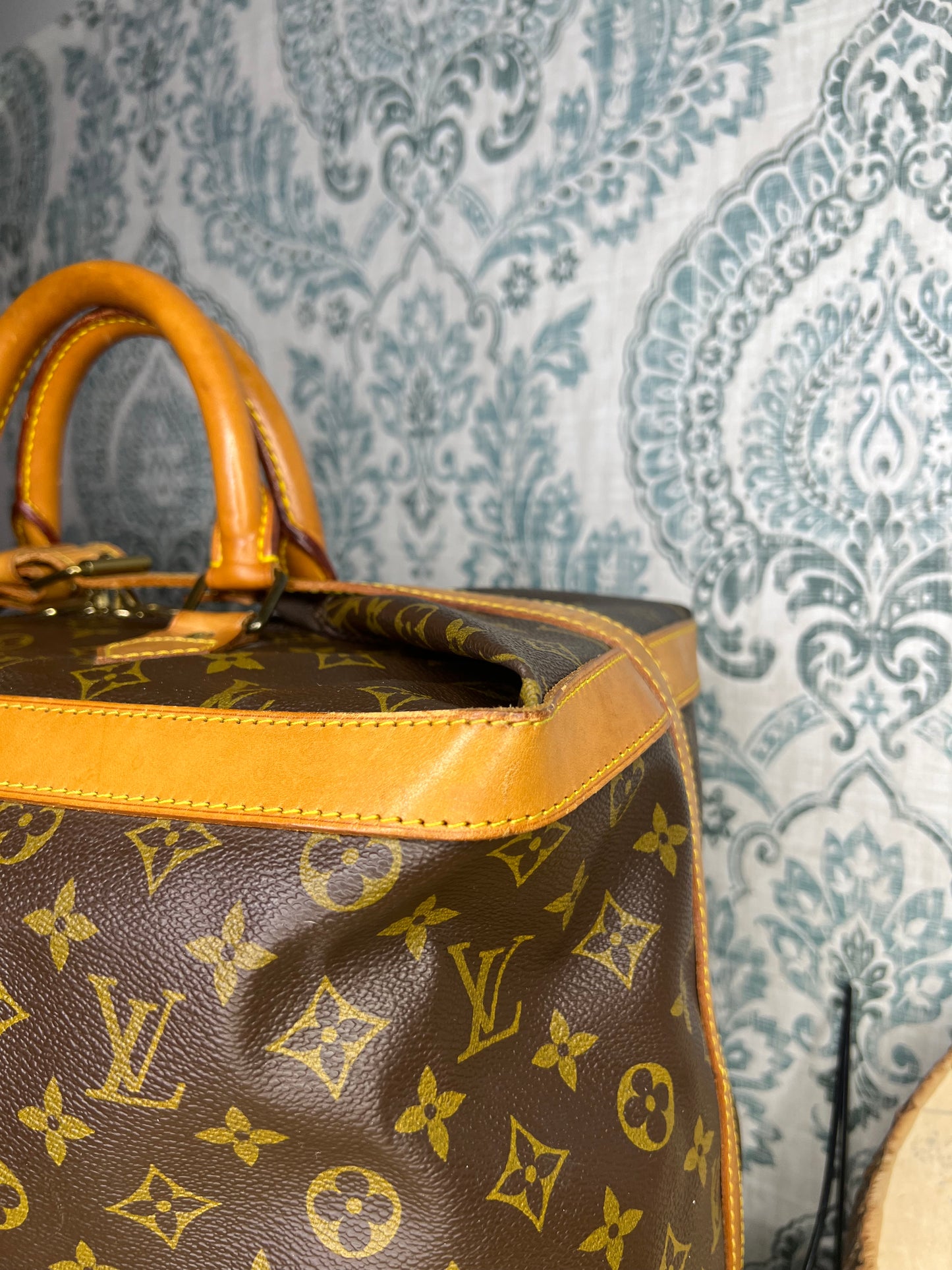 Louis Vuitton Cruiser 40