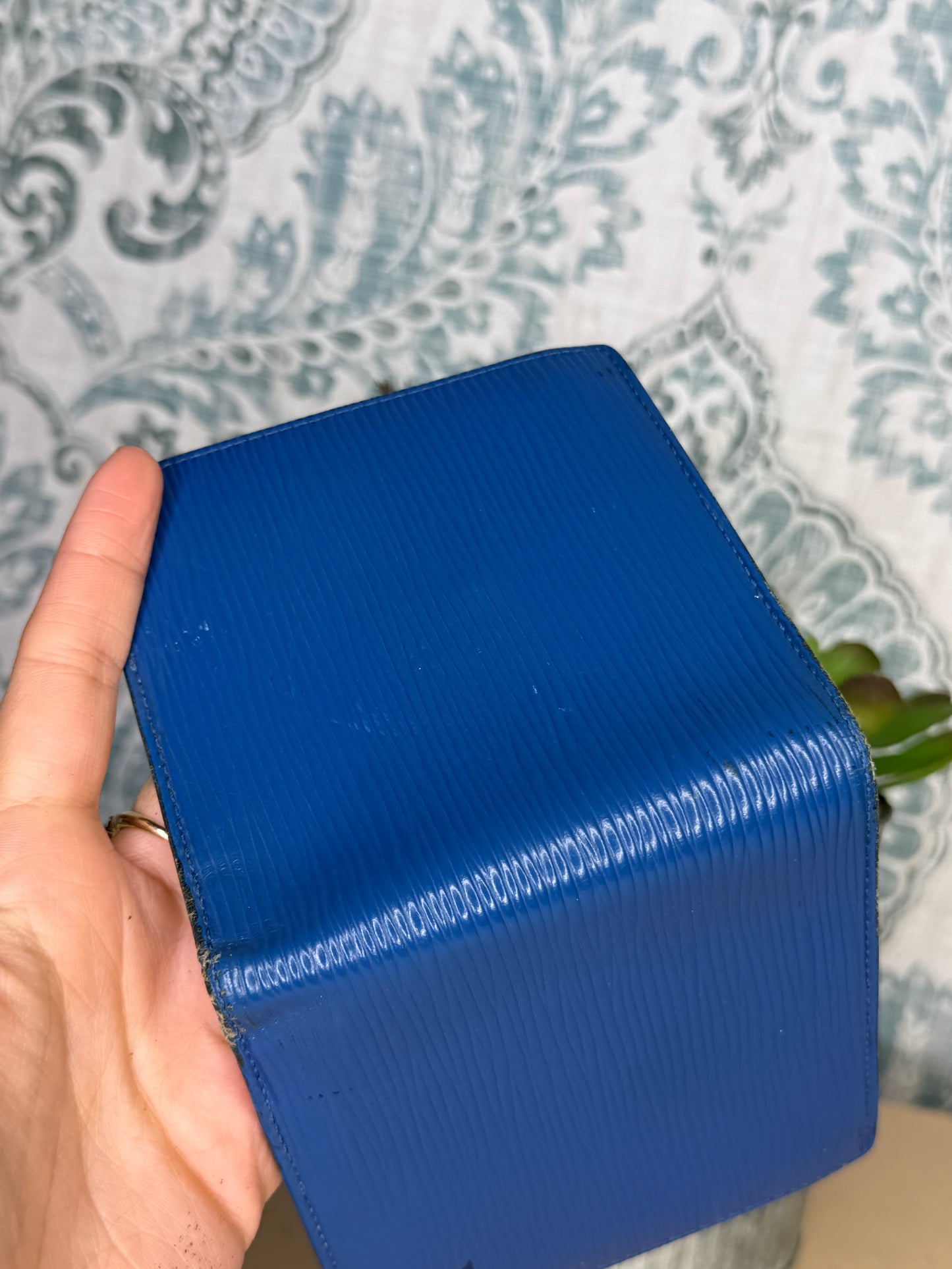 Louis Vuitton Epi Bifold Blue