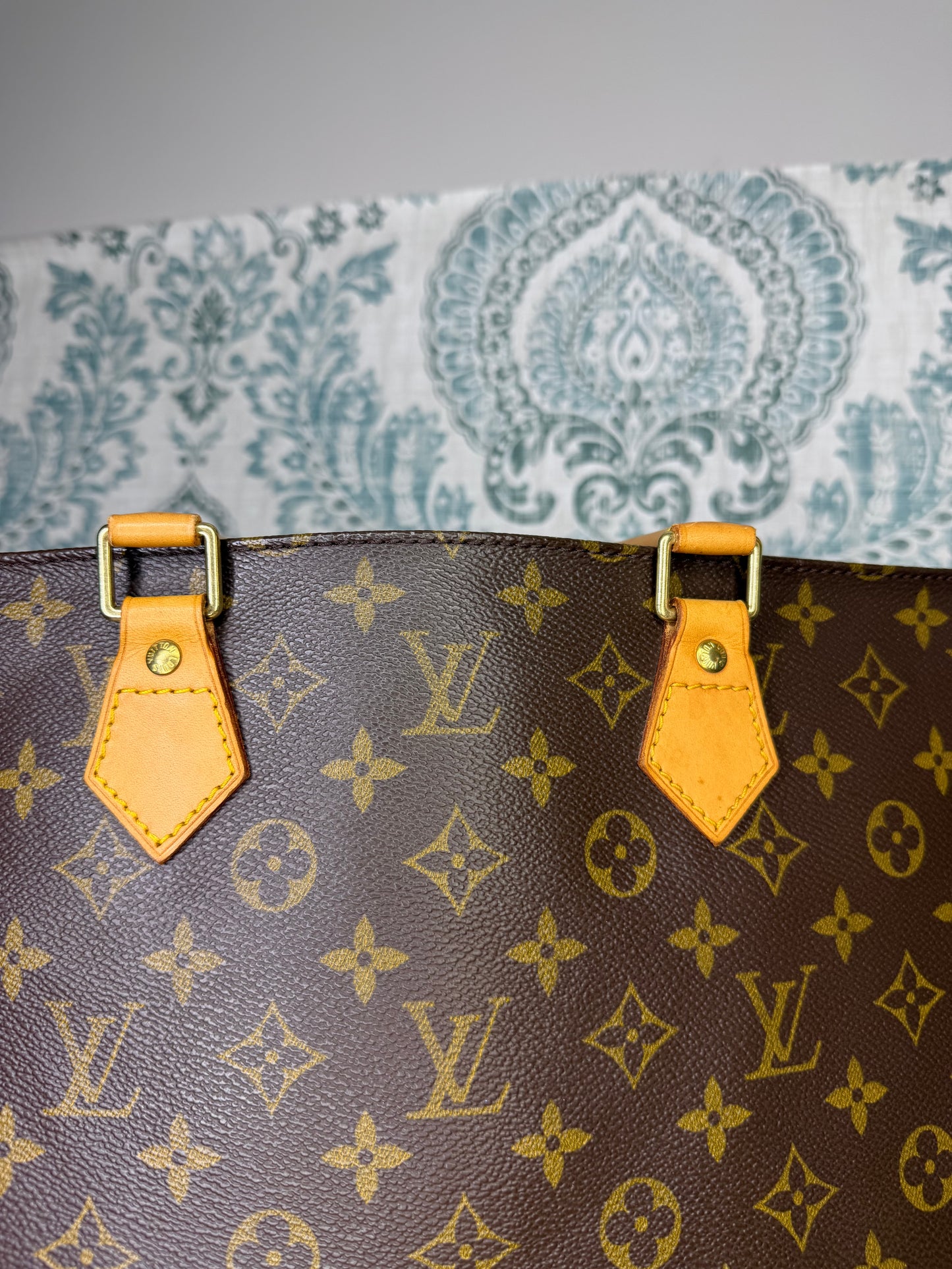 Louis Vuitton Sac Plat