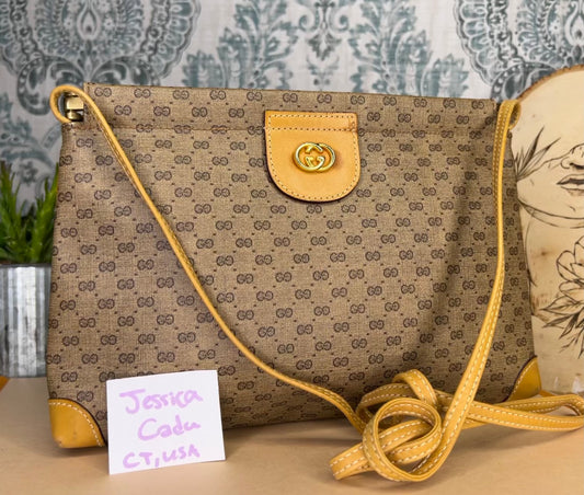 Micro Gucci Tan Vintage Crossbody