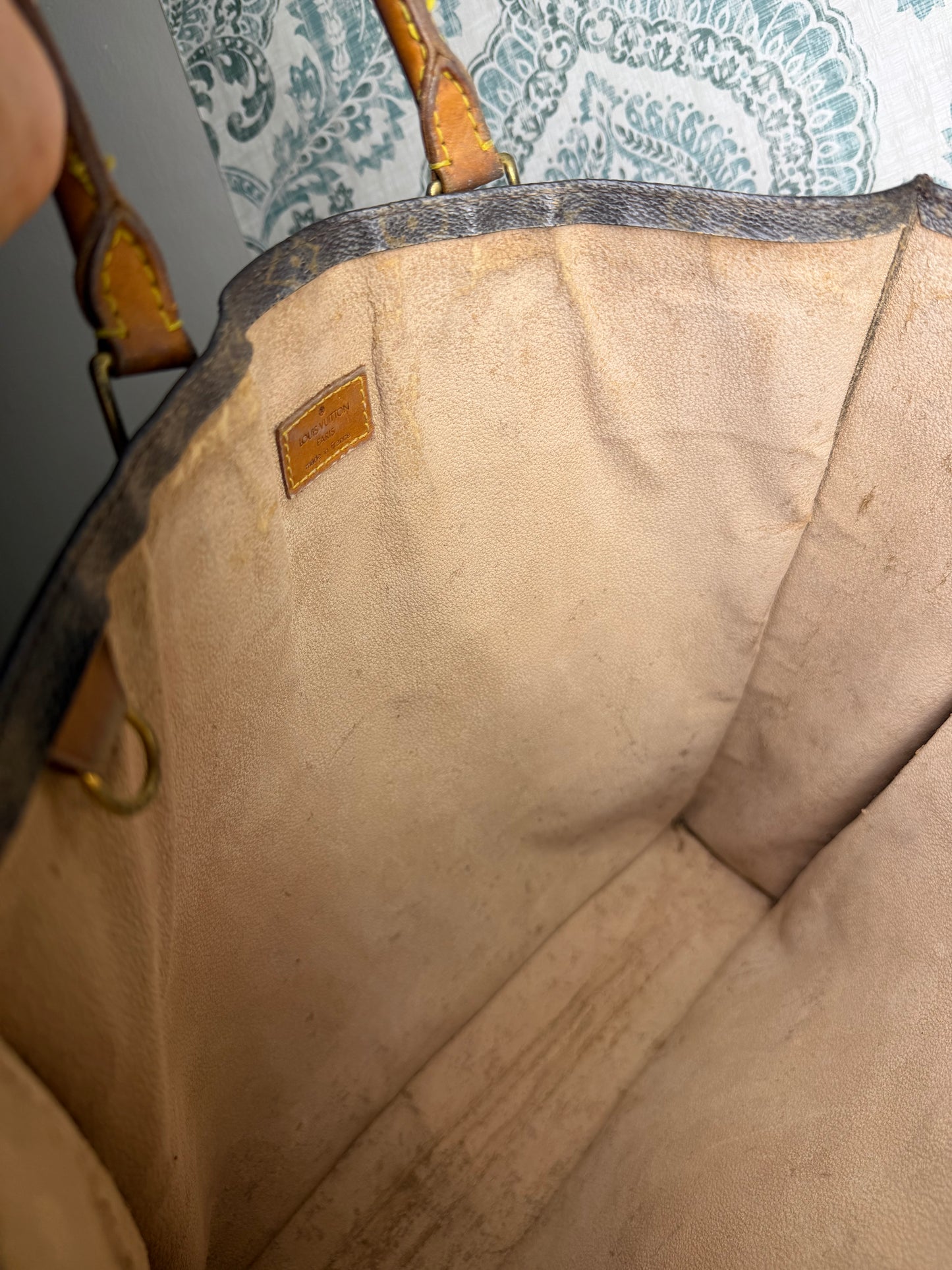 Louis Vuitton Sac Plat