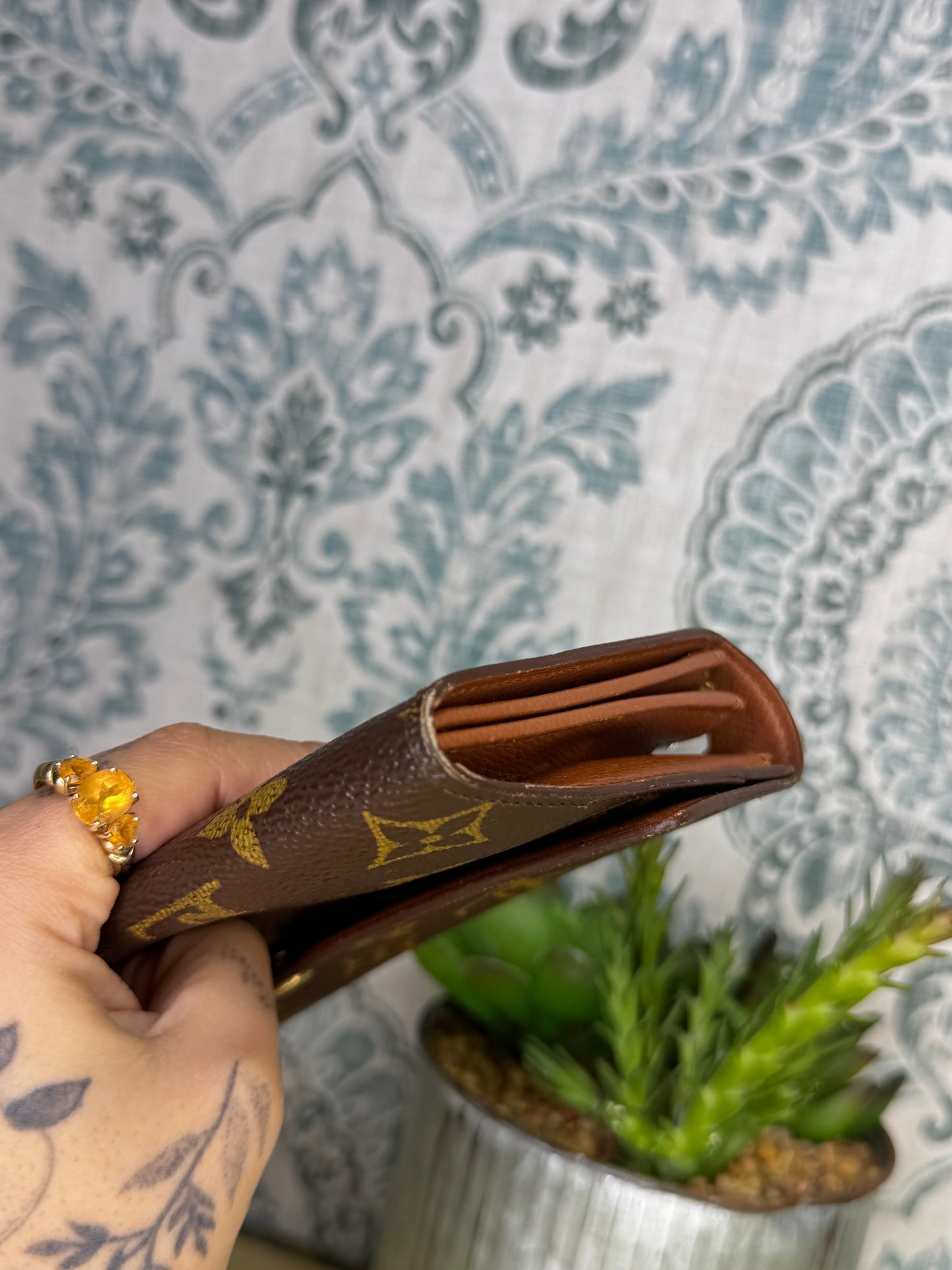 Louis Vuitton Sarah Wallet