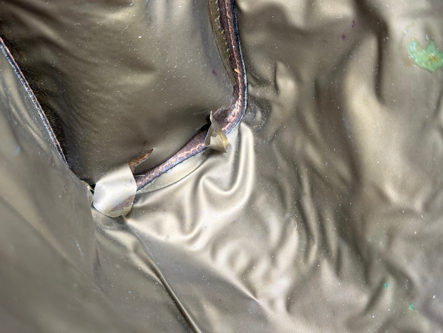 Gucci Supreme Sherry Line Clutch (Accessory Collection)