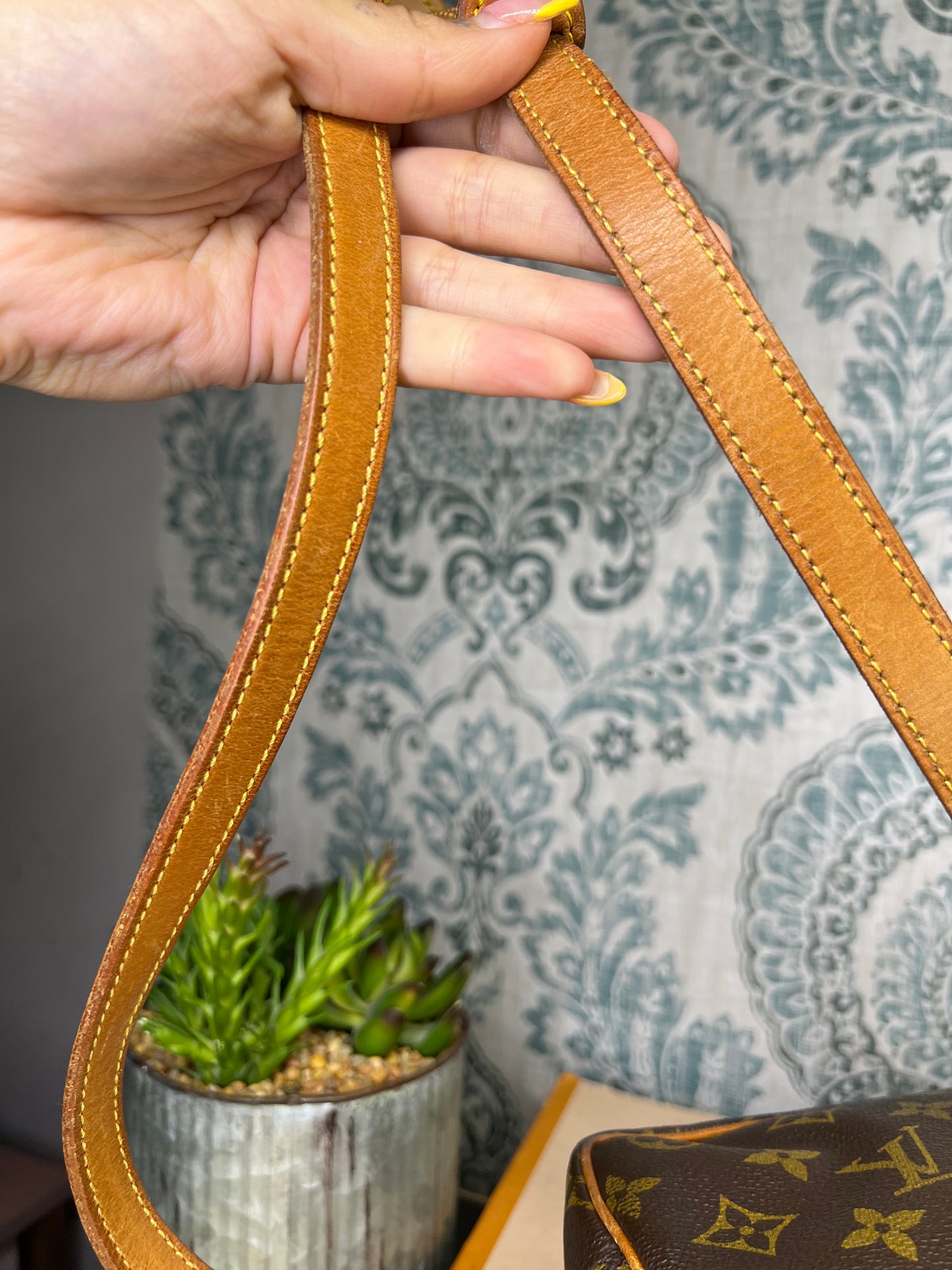 Louis Vuitton Trocadero 30