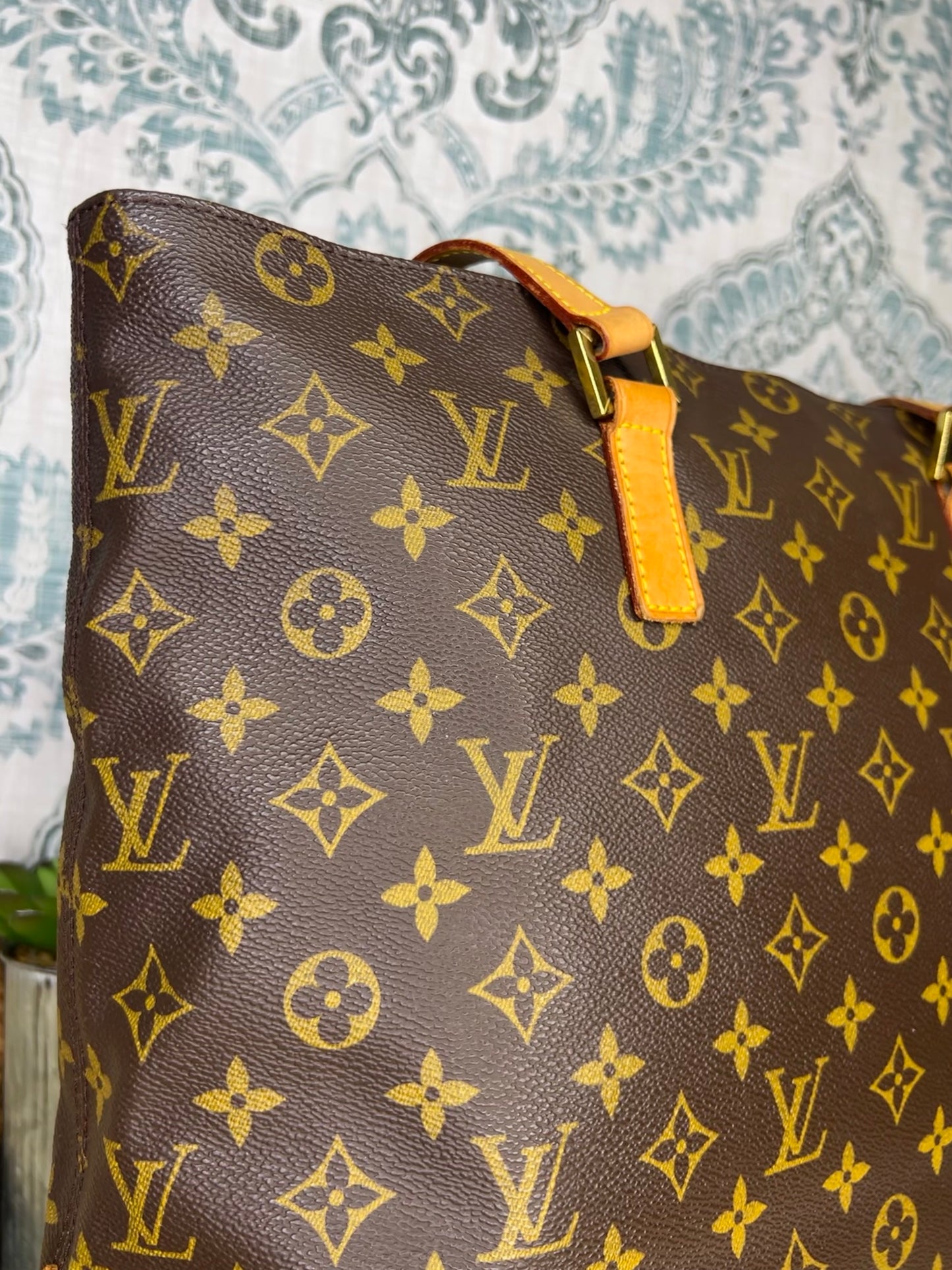 Louis Vuitton Cabas Mezzo