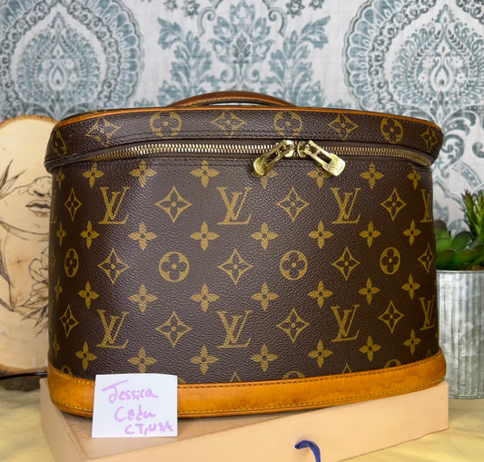 Nice Vanity Case