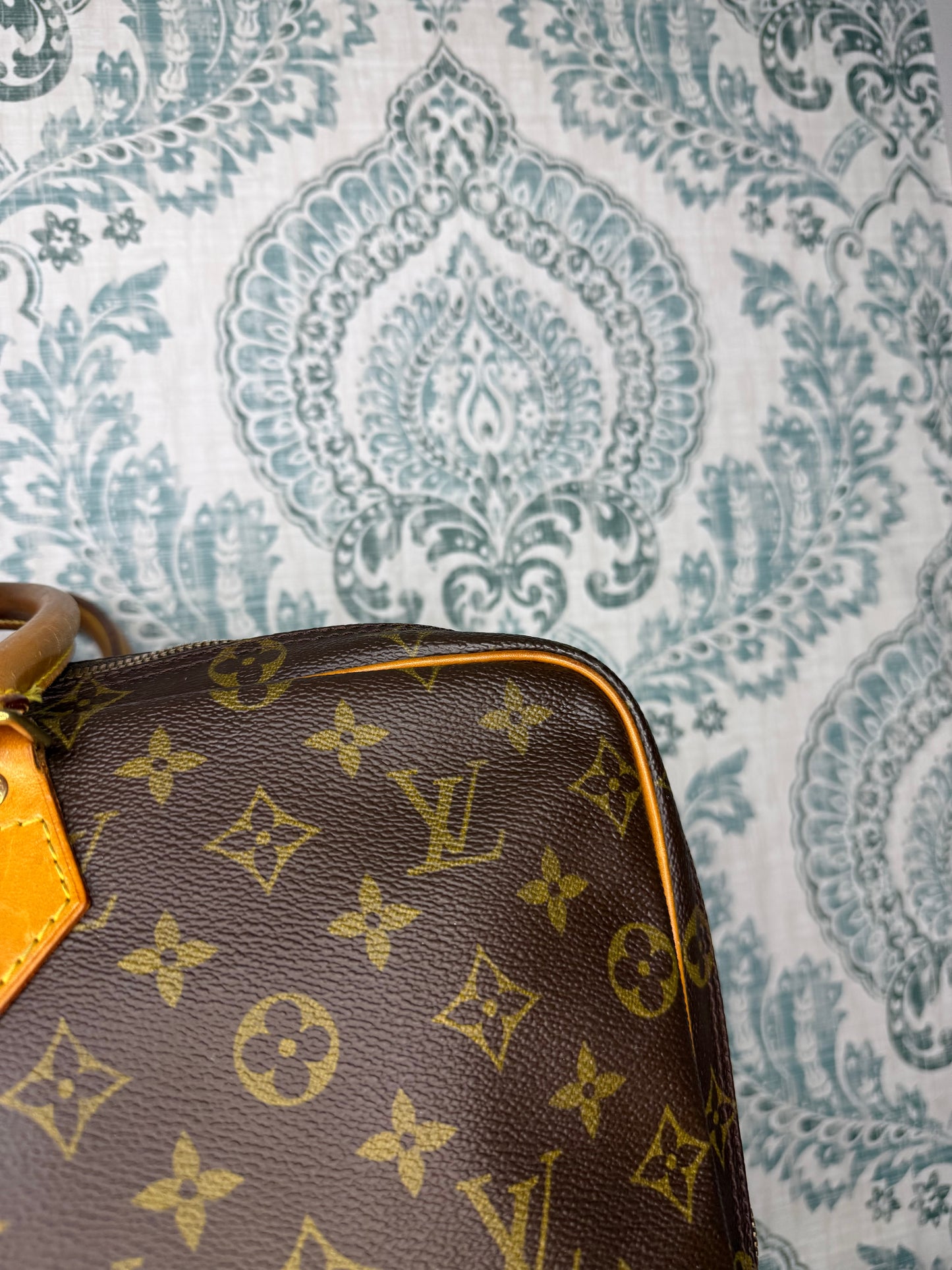 Louis Vuitton Porte Documents Voyage GM