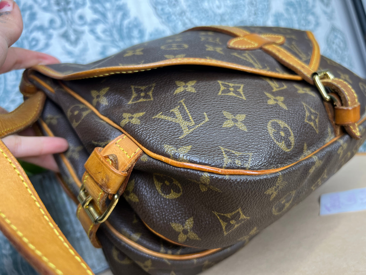 Louis Vuitton Saumur 30