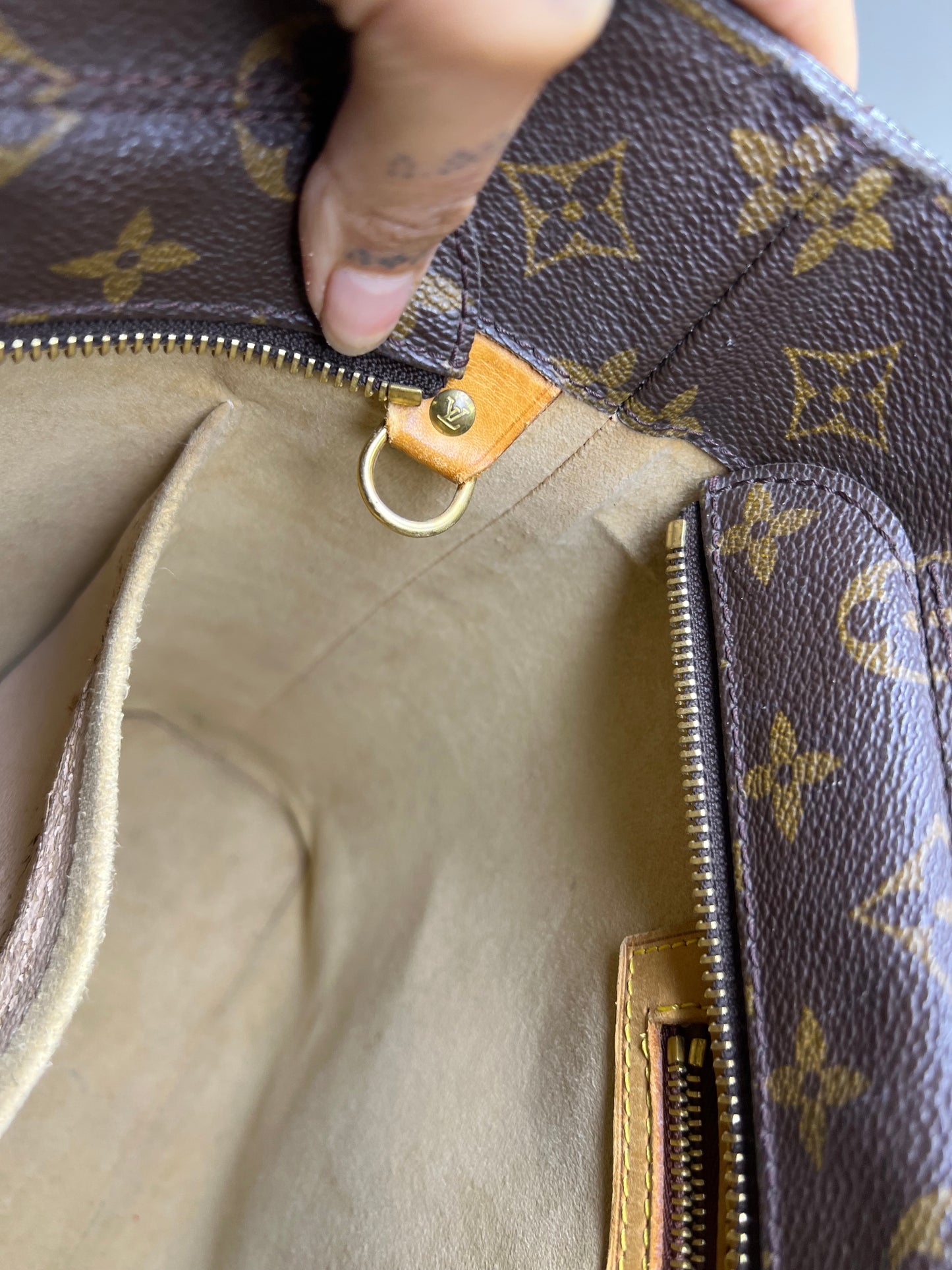 Louis Vuitton Luco Tote