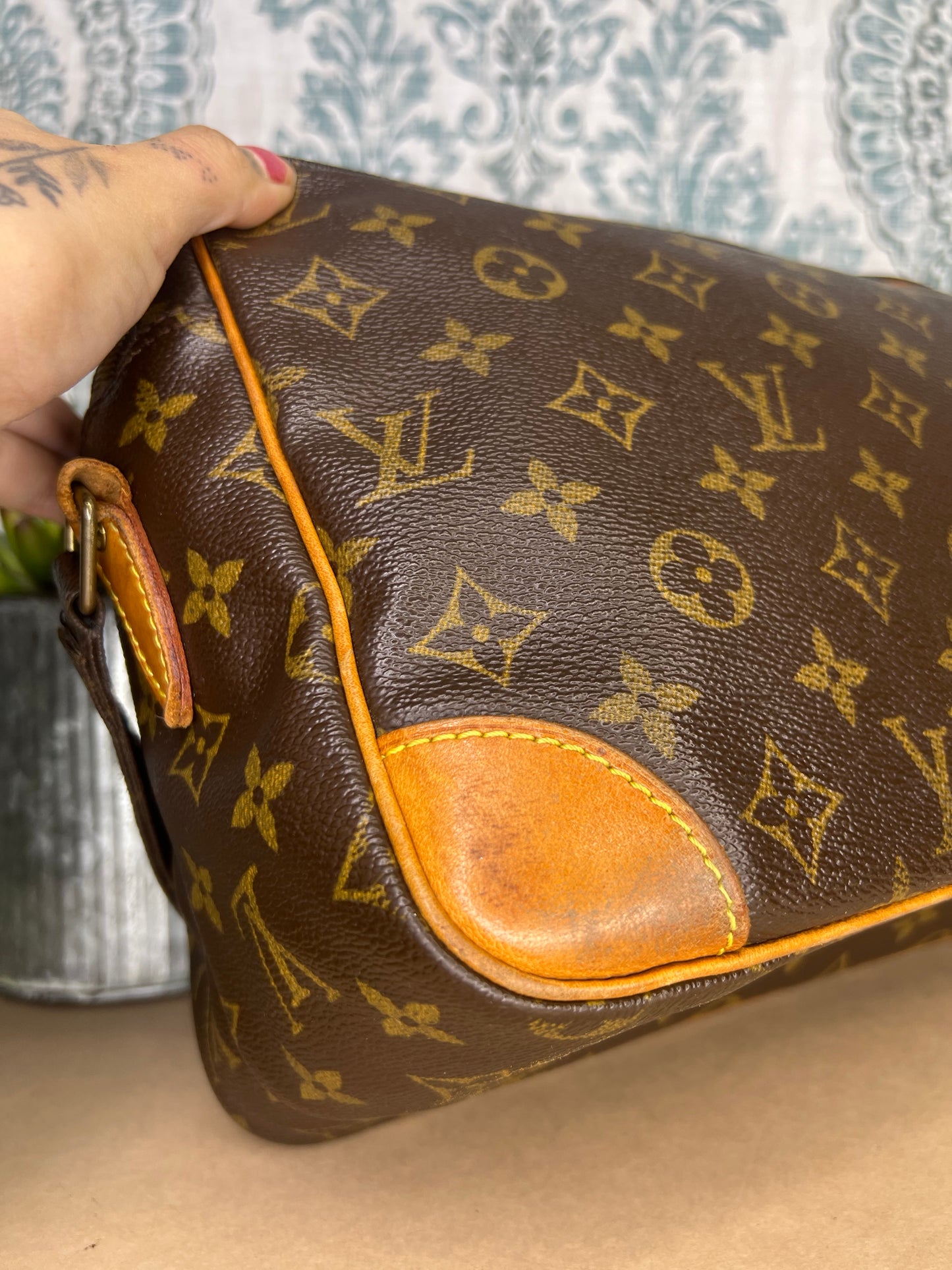 Louis Vuitton Nile PM