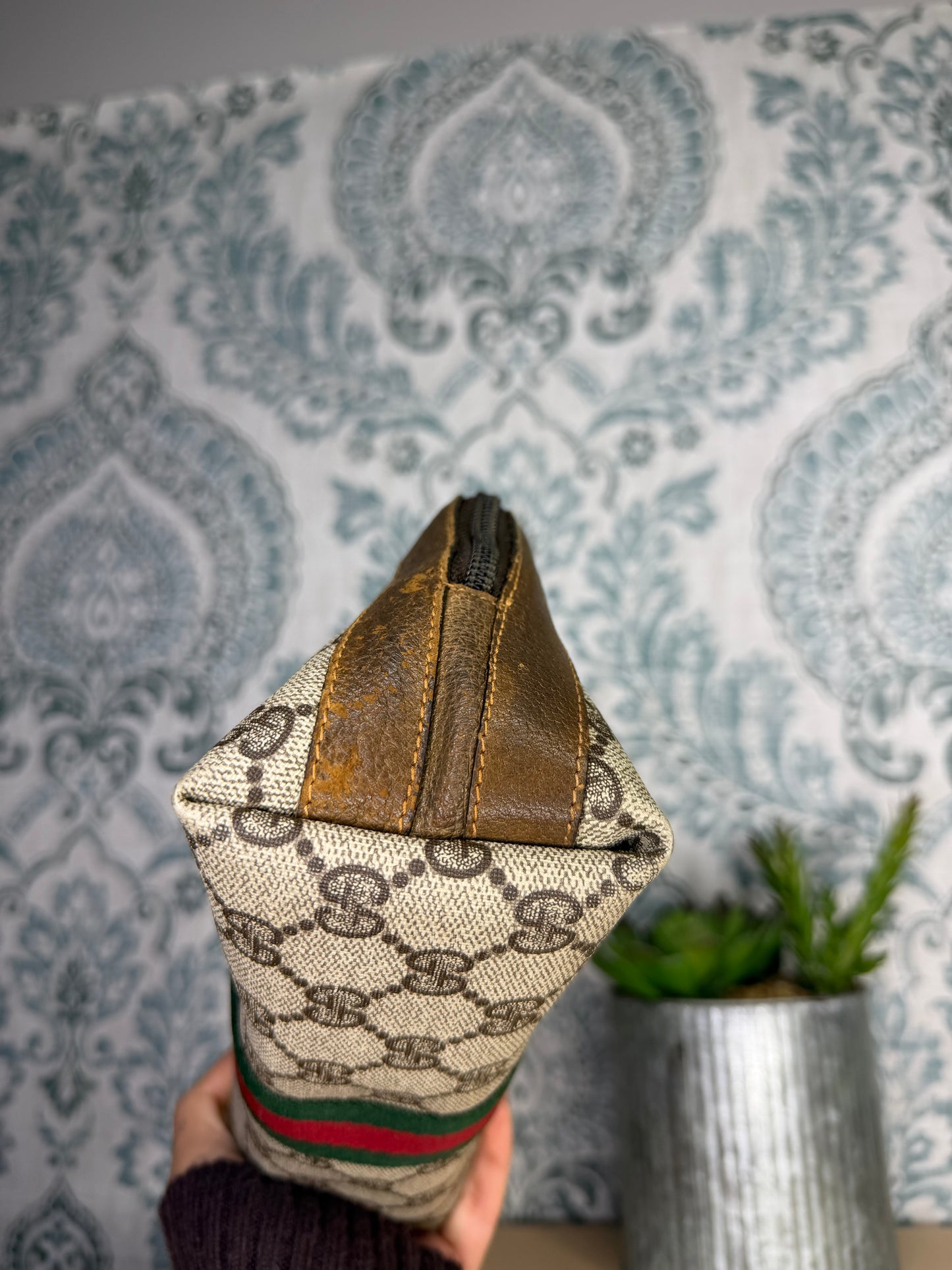 Gucci Supreme Sherry Line Cosmetic Pouch