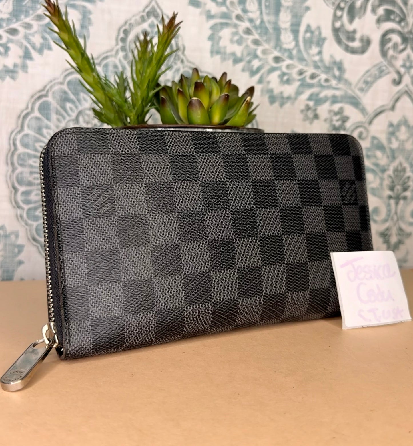 Louis Vuitton Damier Graphite Zippy Organizer