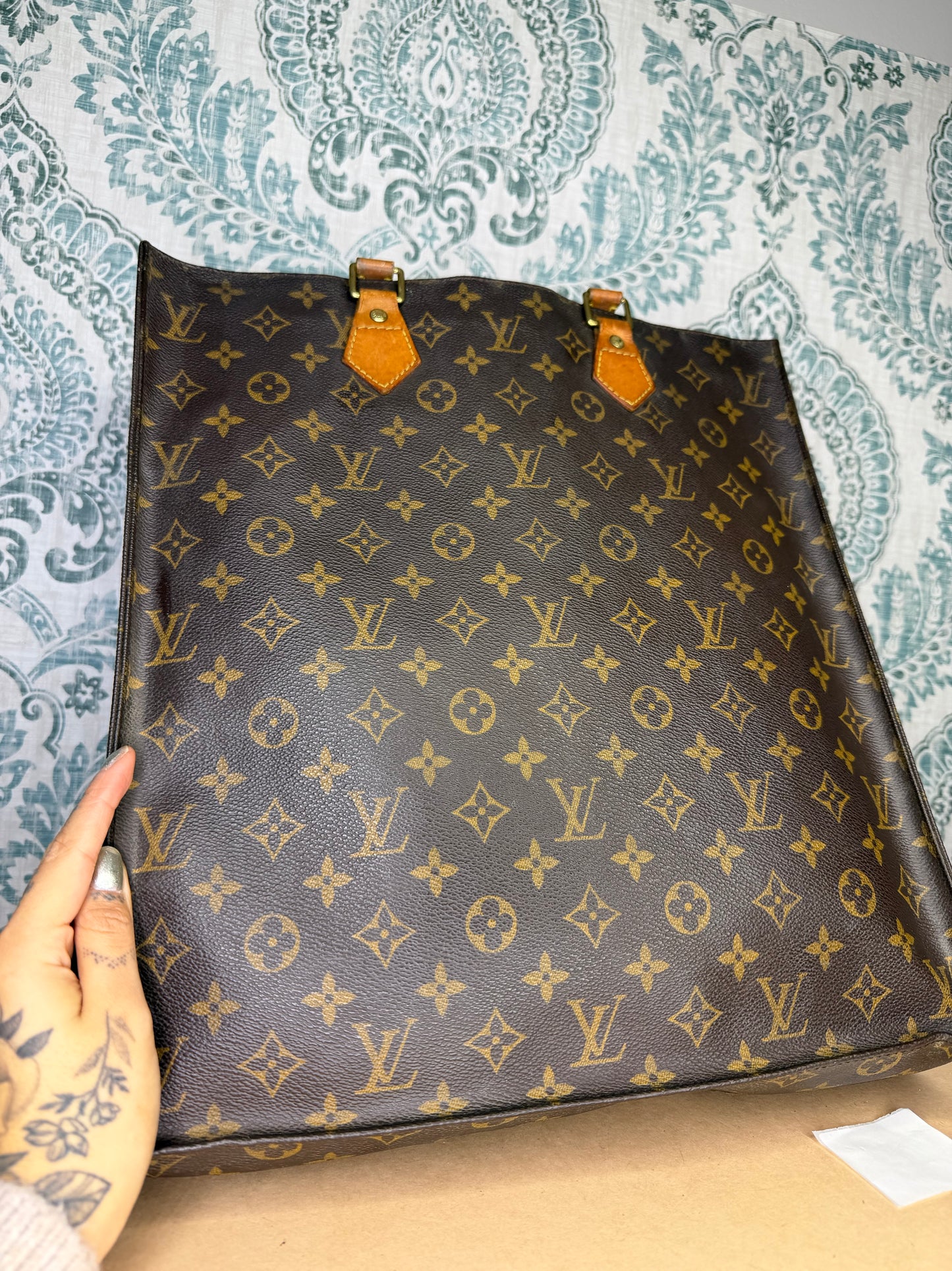 Louis Vuitton Sac Plat