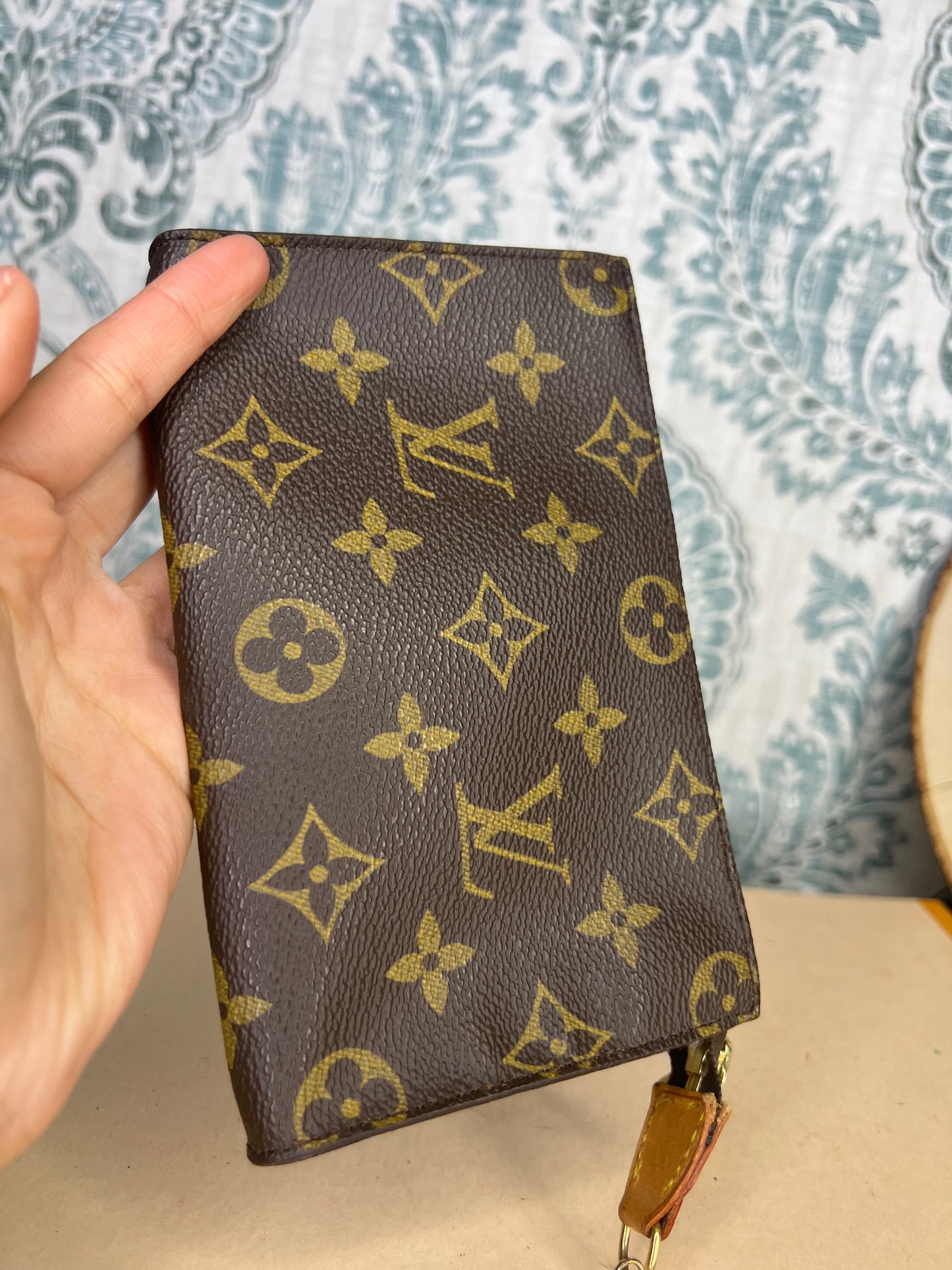 Louis Vuitton Bucket Pouch PM (damaged)