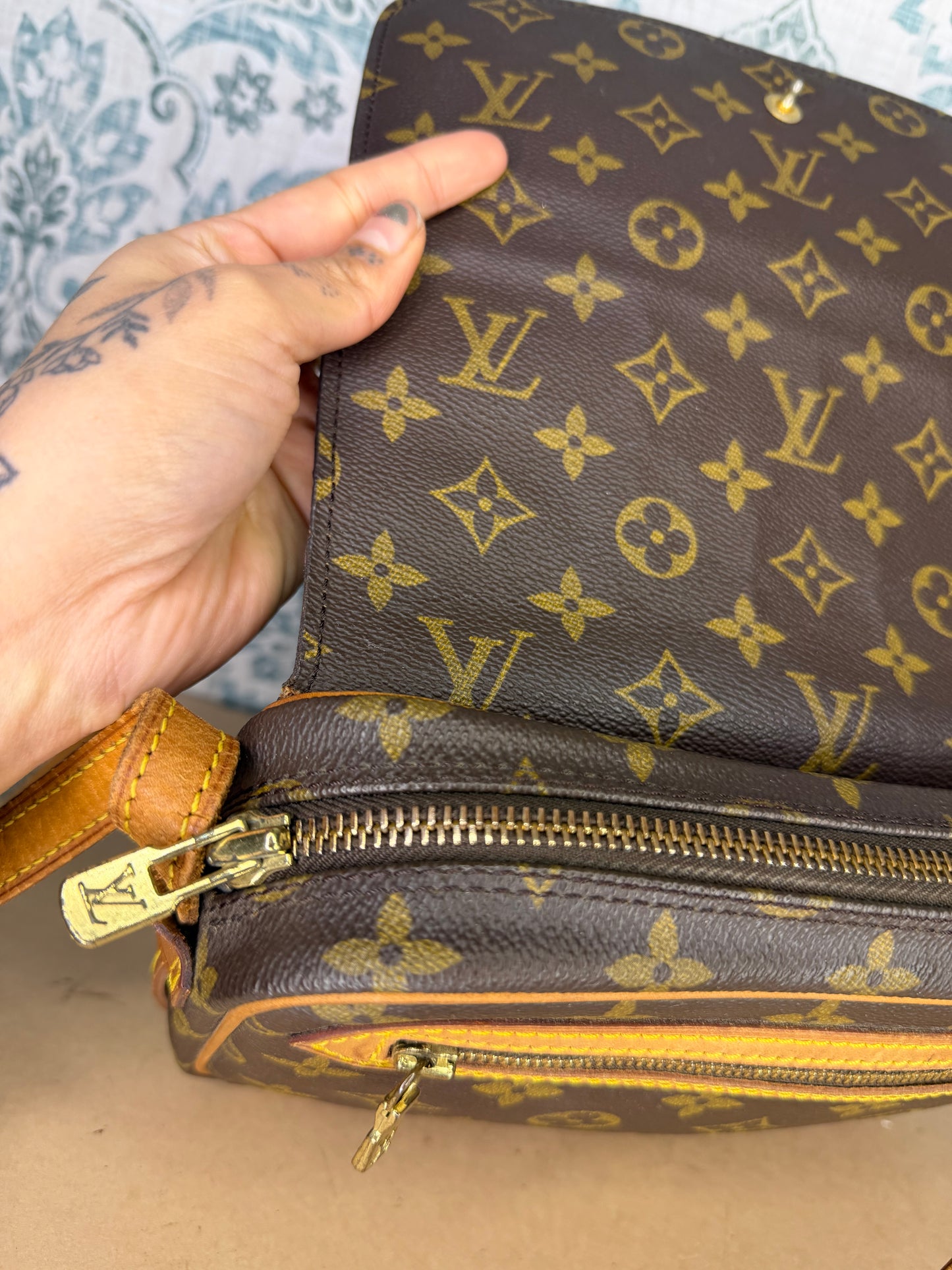 Louis Vuitton Saint Germain 24