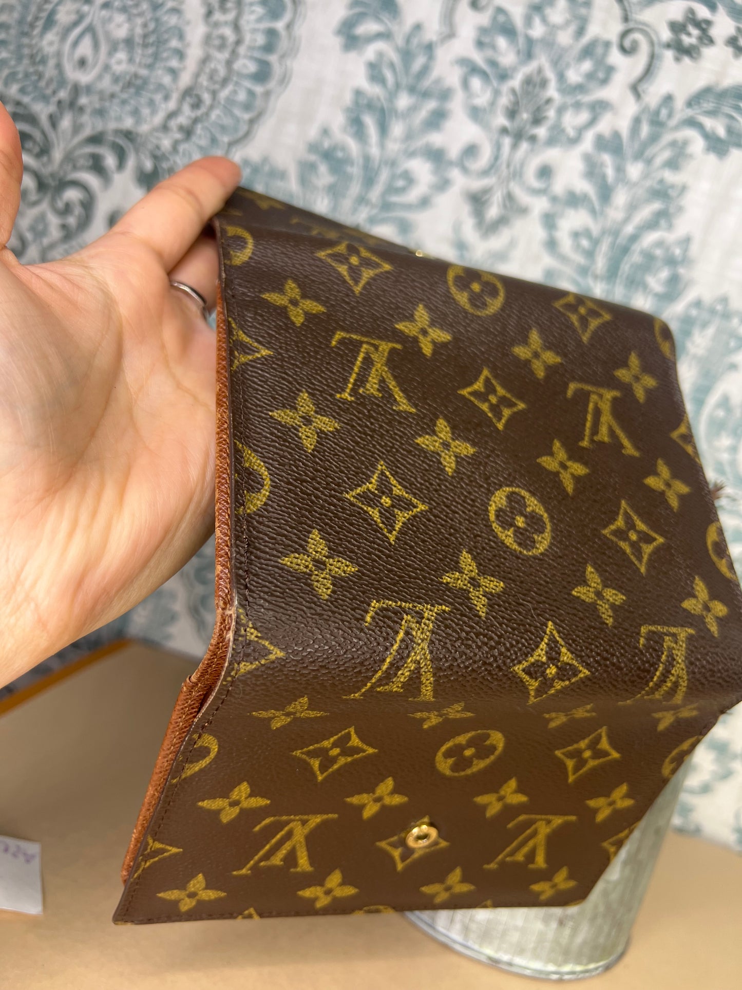 Louis Vuitton Monogram Passport Trifold Wallet #5