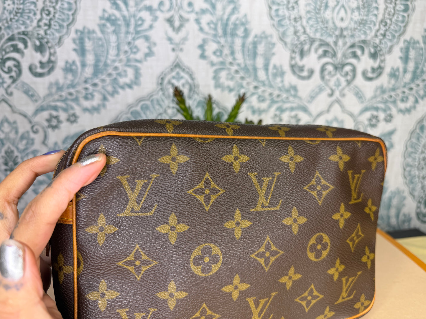 Louis Vuitton Compiegne 23
