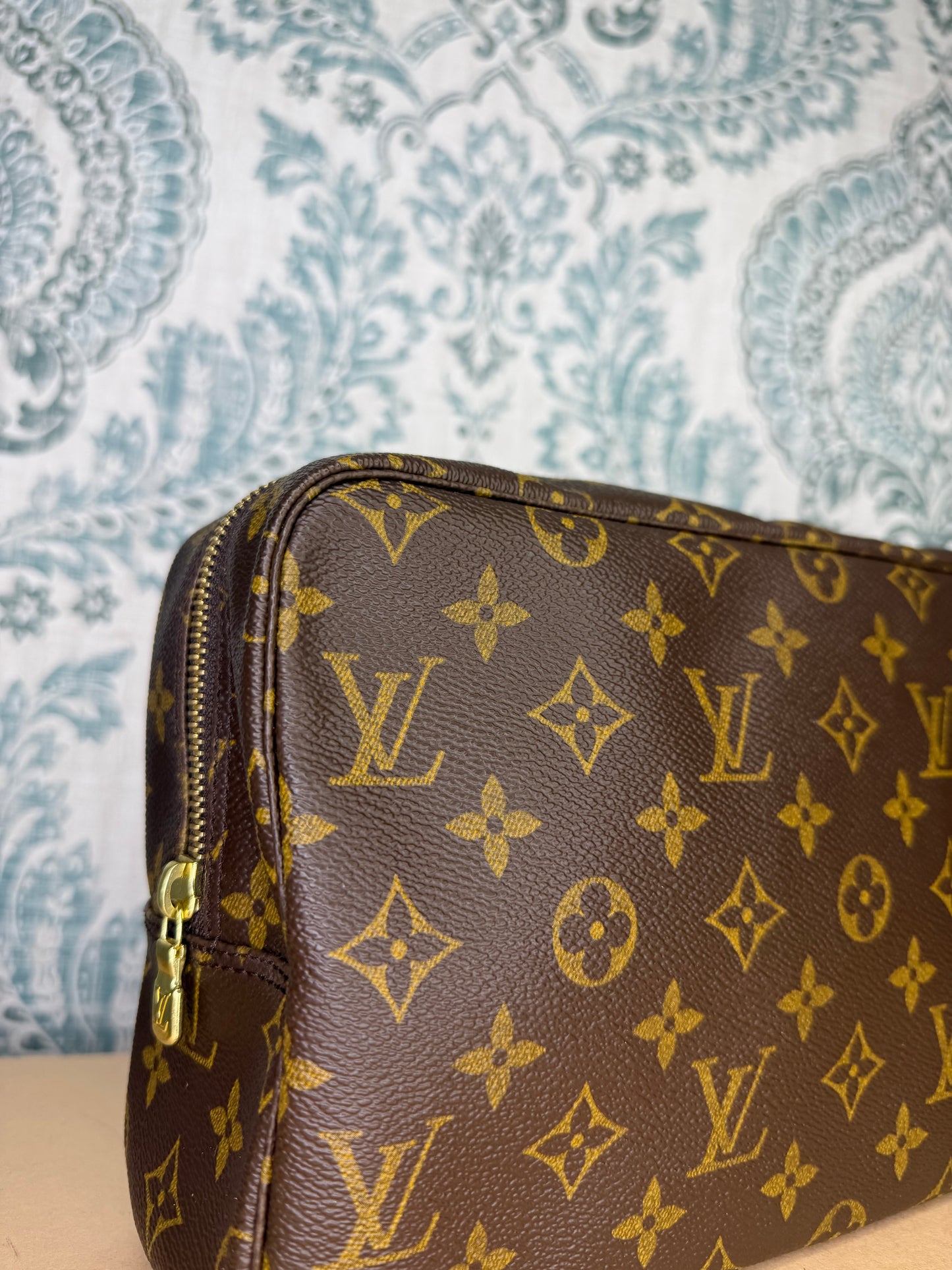 Louis Vuitton Trousse 28