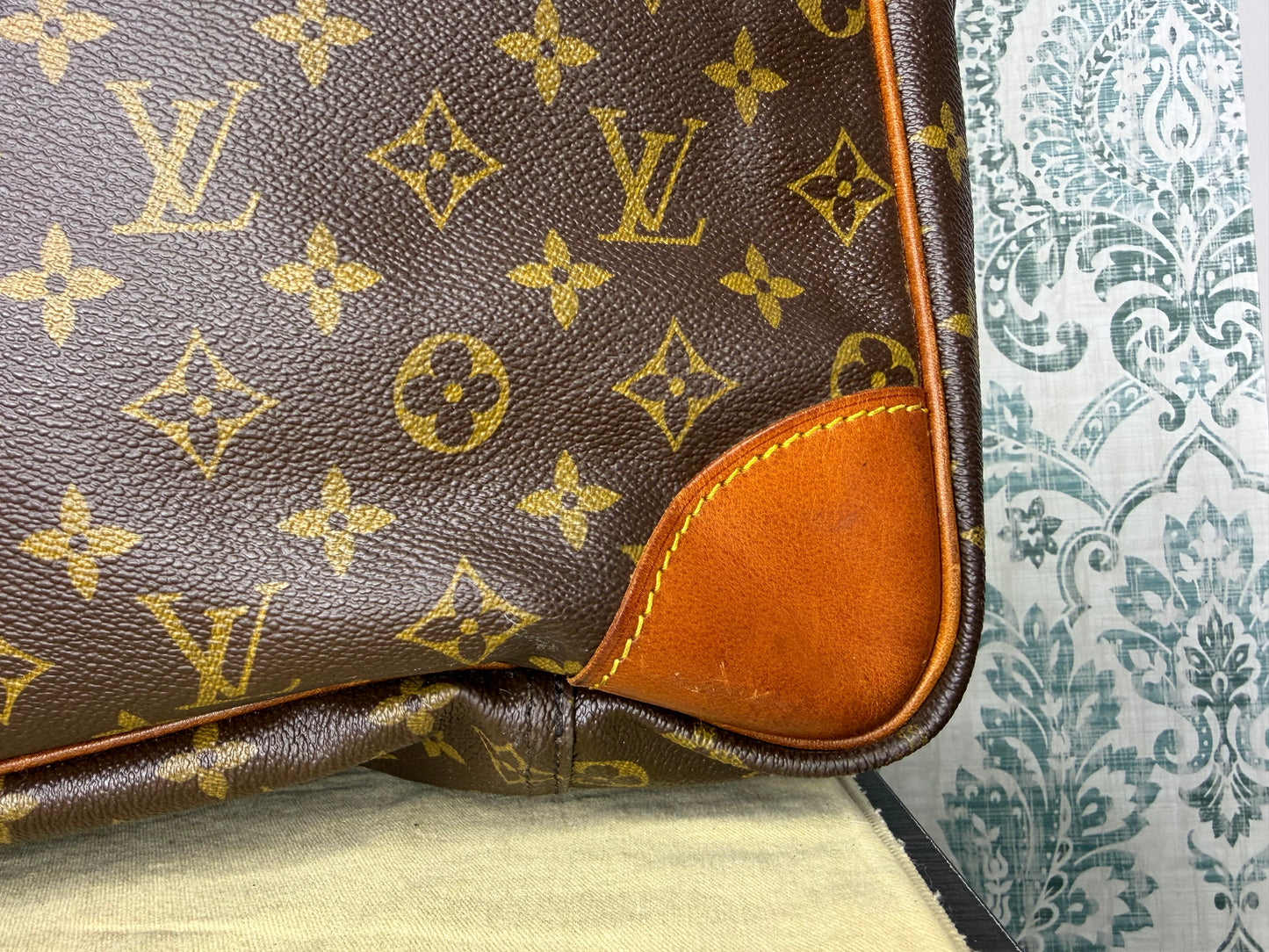 Louis Vuitton Sirius 65 Soft Suitcase/Travel Bag