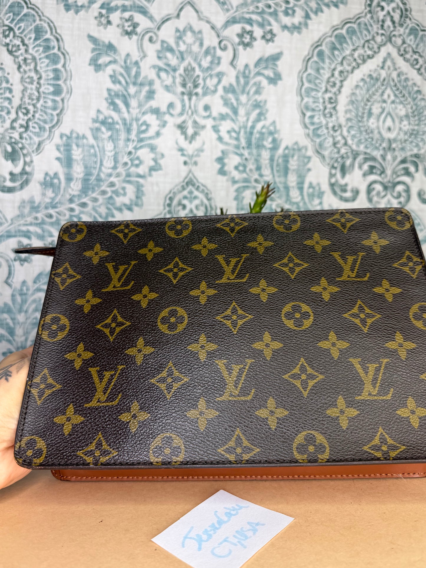 Louis Vuitton Pochette Homme Clutch