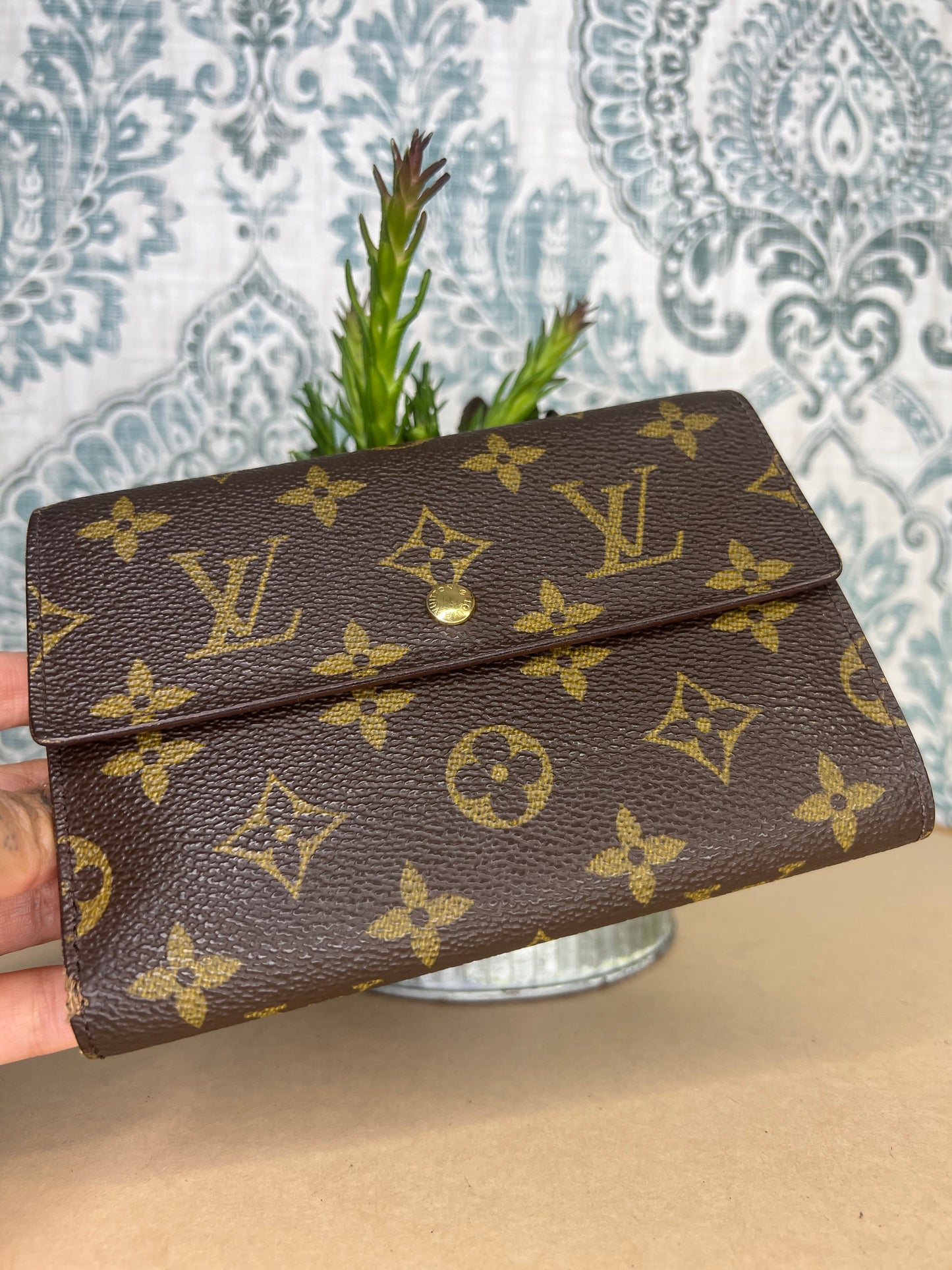 Louis Vuitton Monogram Passport Trifold Wallet #4