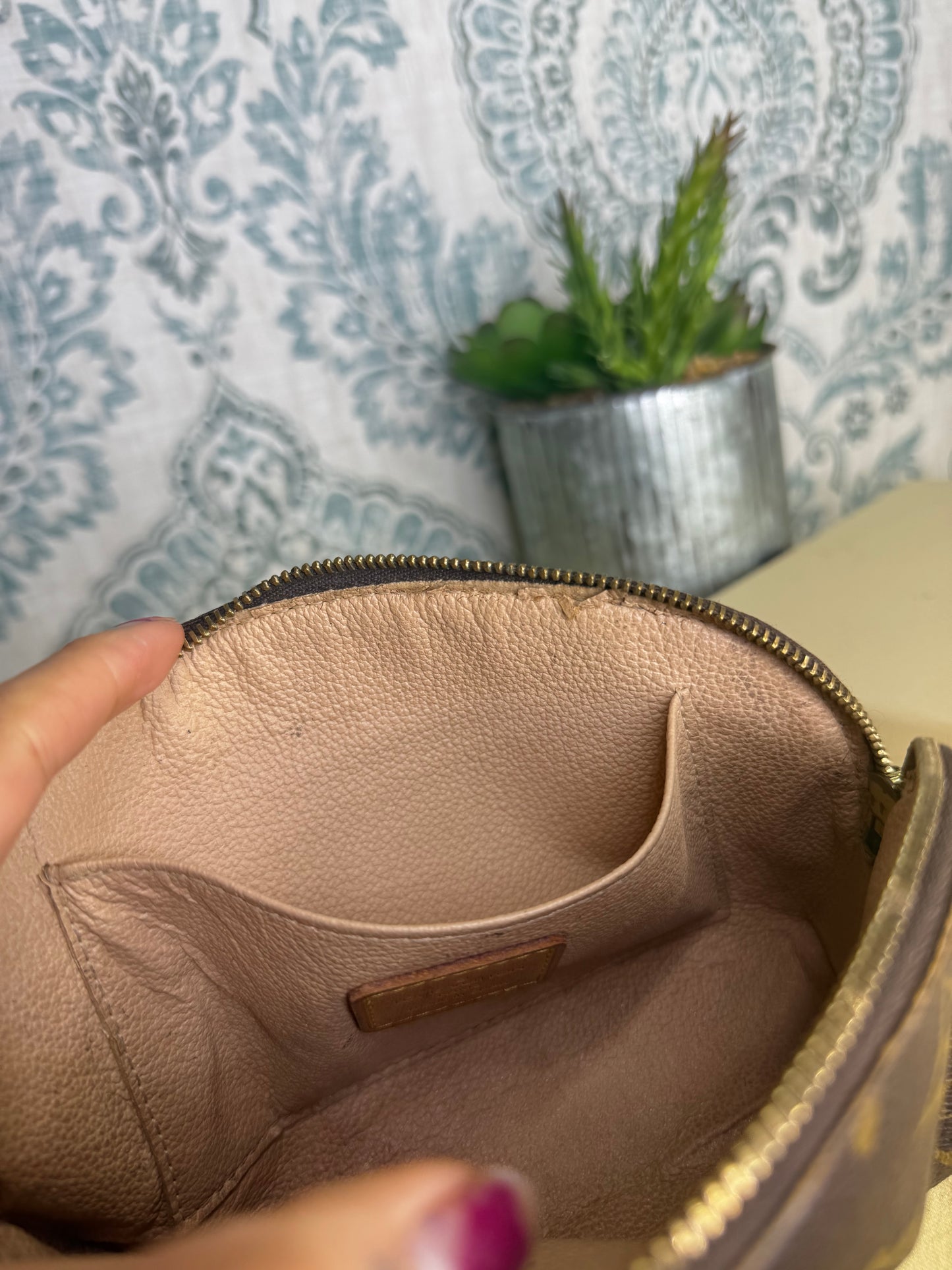 Louis Vuitton Cosmetic PM