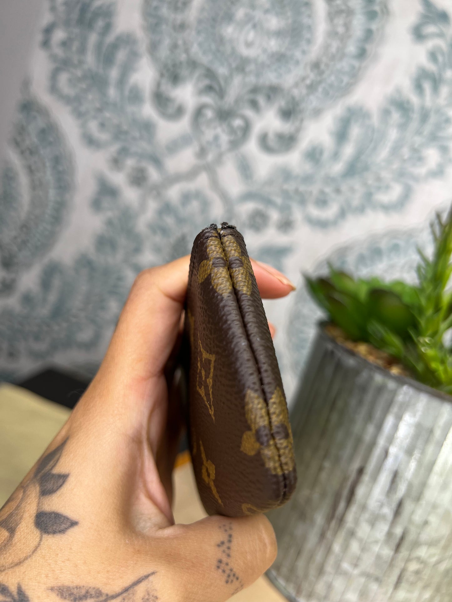 Louis Vuitton Monogram Key Cles