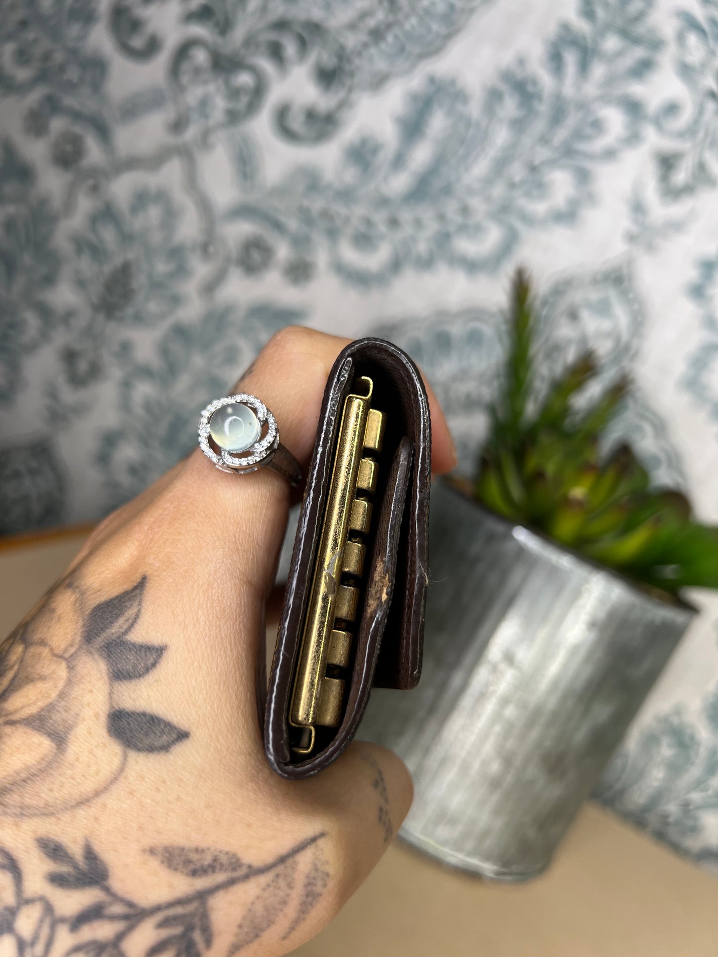 Louis Vuitton Damier Ebene 6 Key Holder