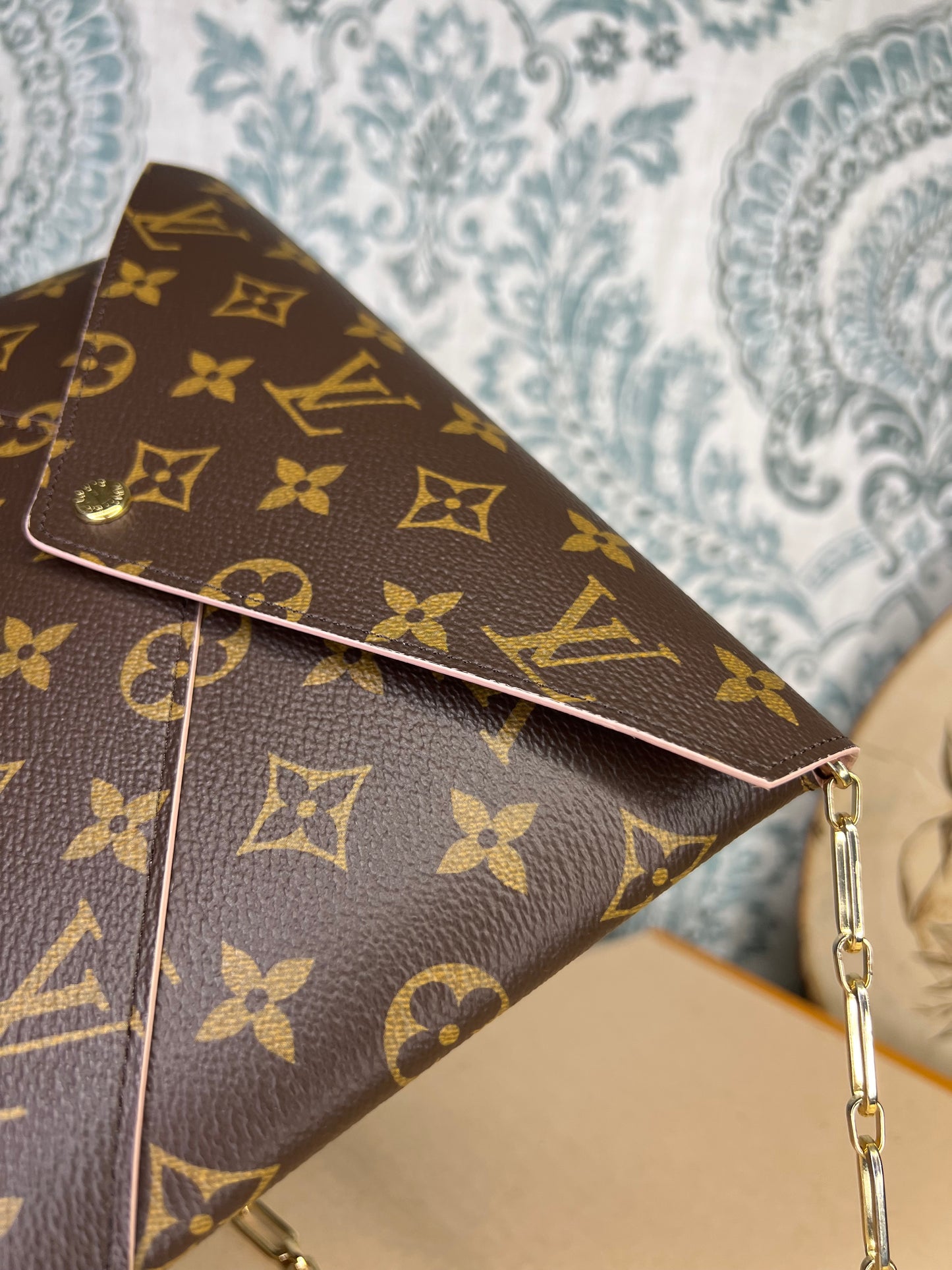 Louis Vuitton Large Kirigami Pochette