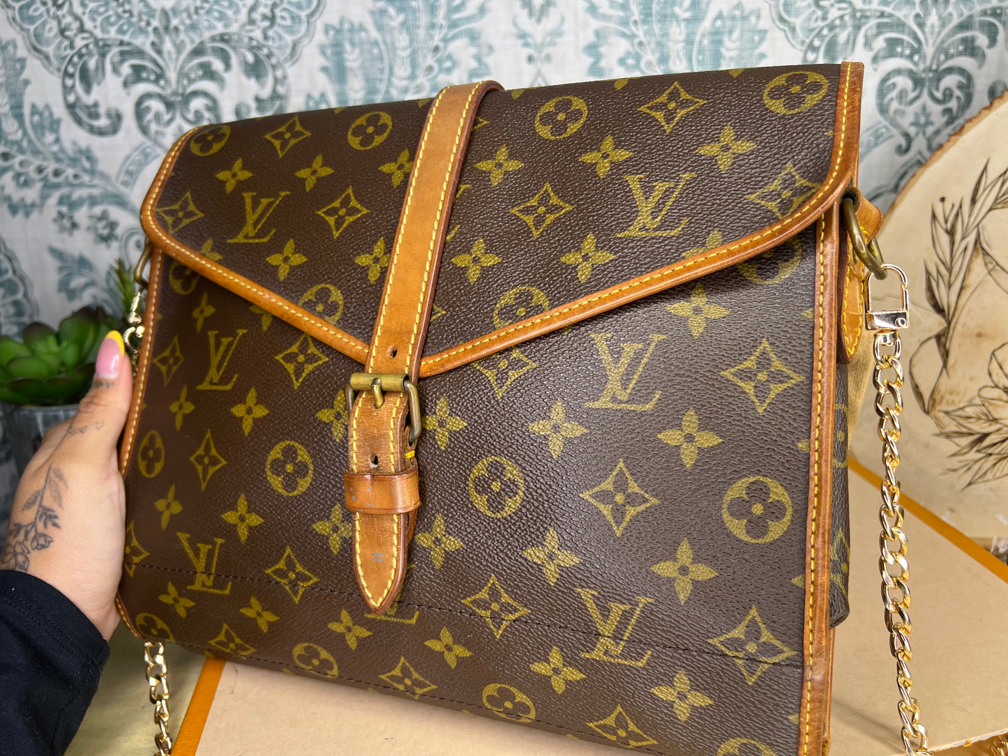 Monogram Portable Serviette

Desktop Organizer