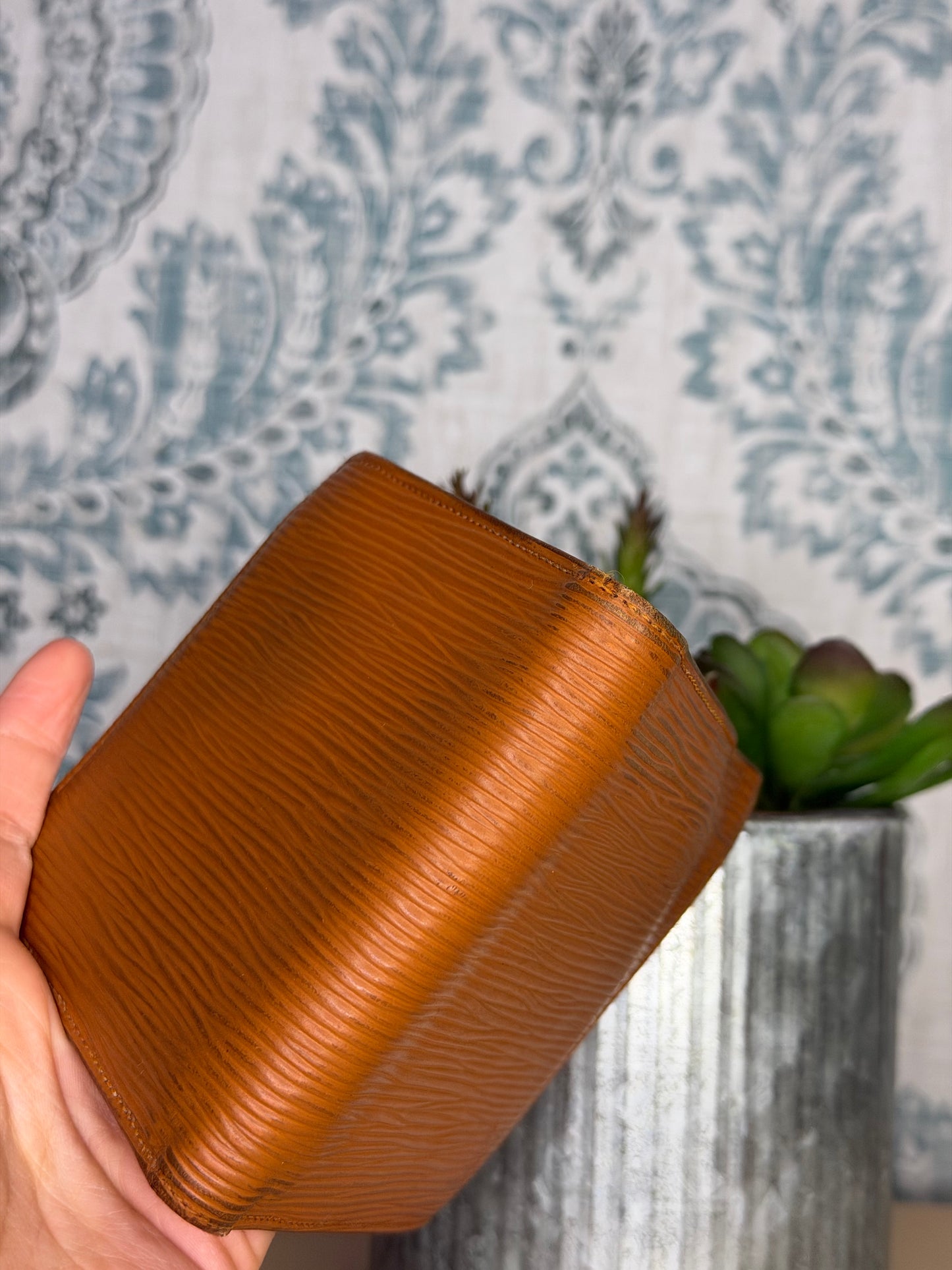 Louis Vuitton Epi Bifold Canelle