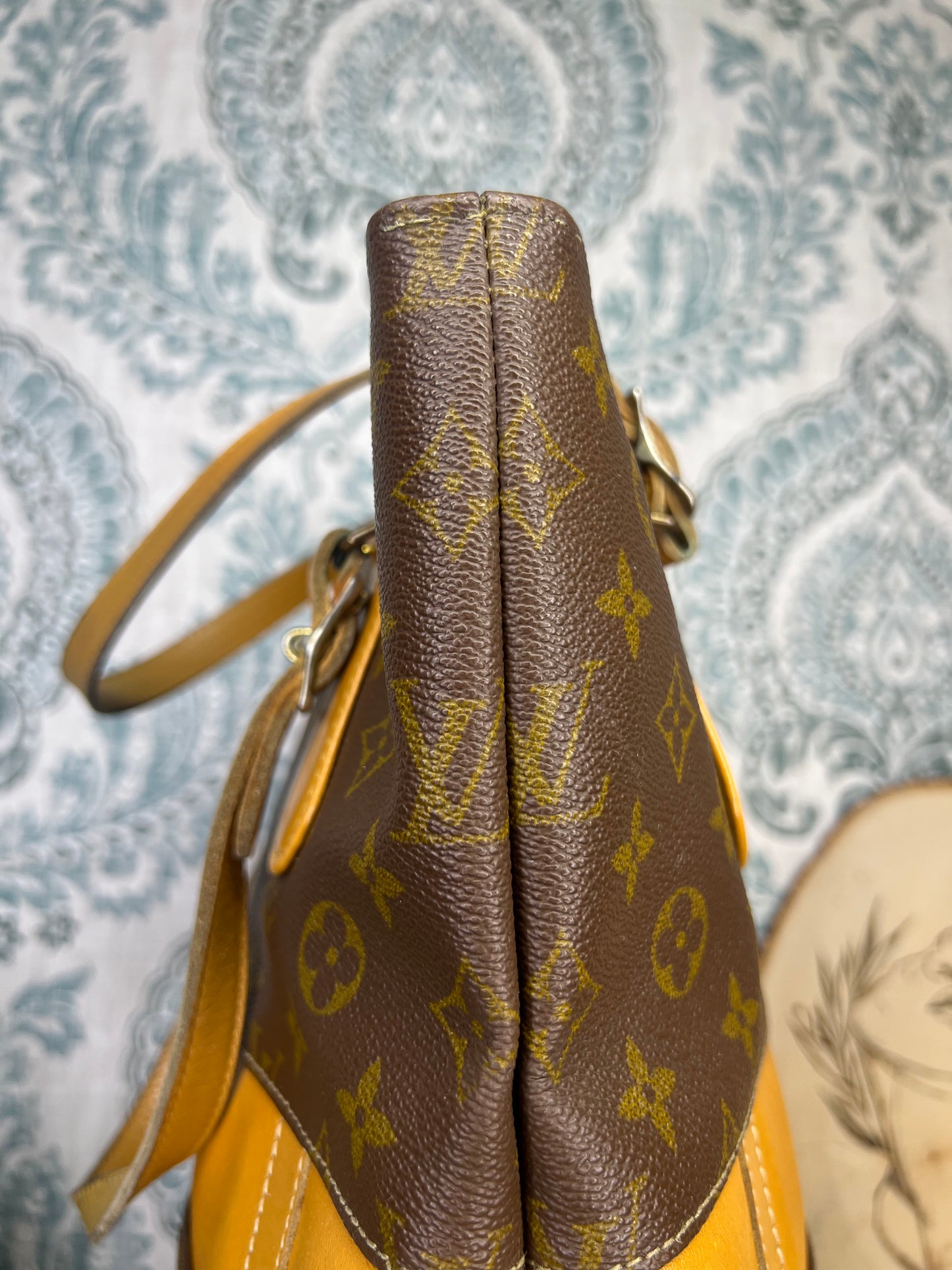Louis Vuitton French Company Bucket GM