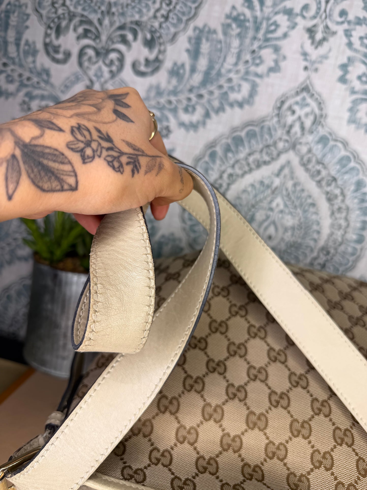 Gucci Canvas GG Beige Crossbody