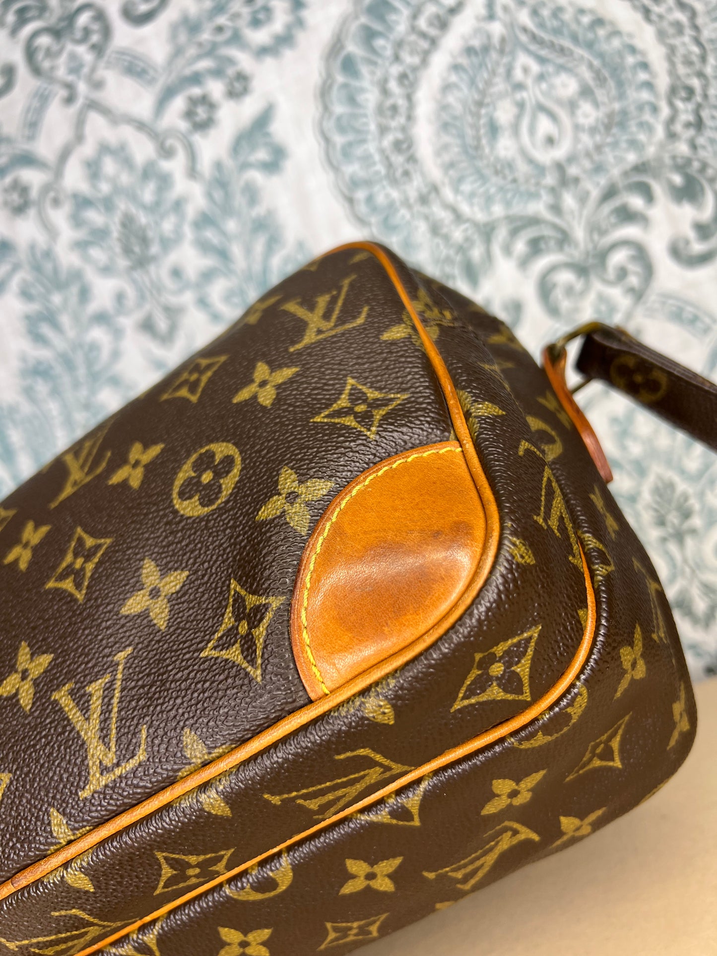Louis Vuitton Nile PM