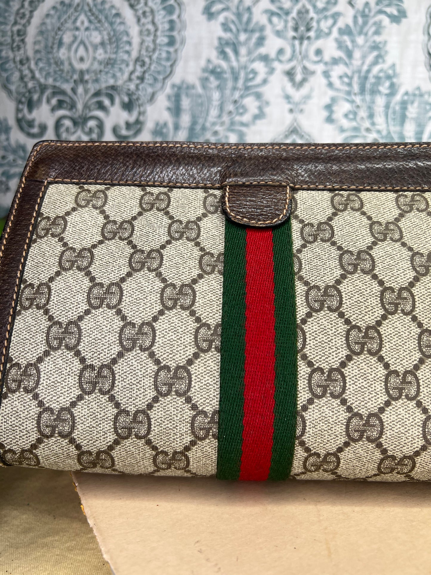 GG Supreme Brown Sherry Line Clutch