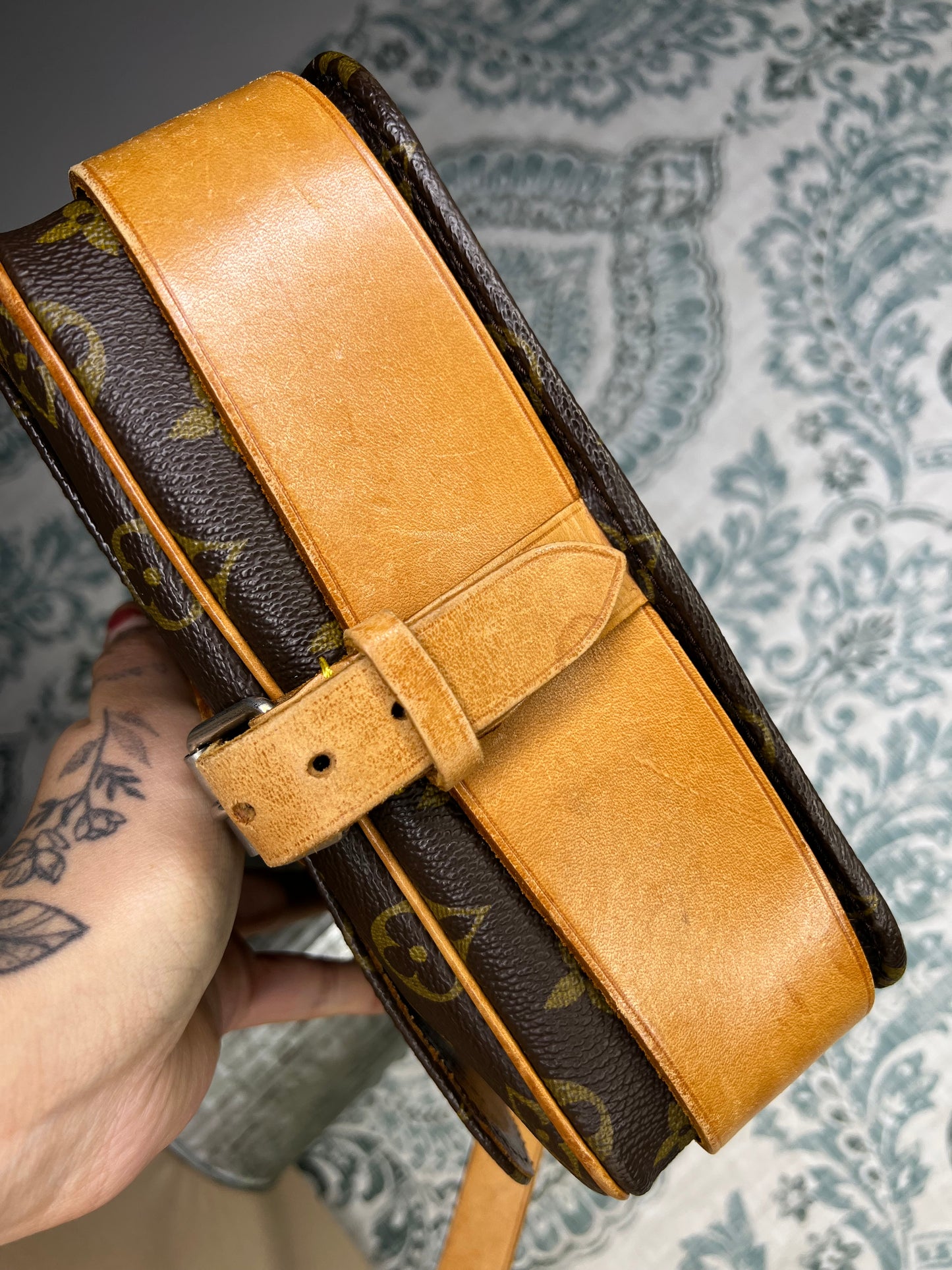 Louis Vuitton Cartouchiere MM
