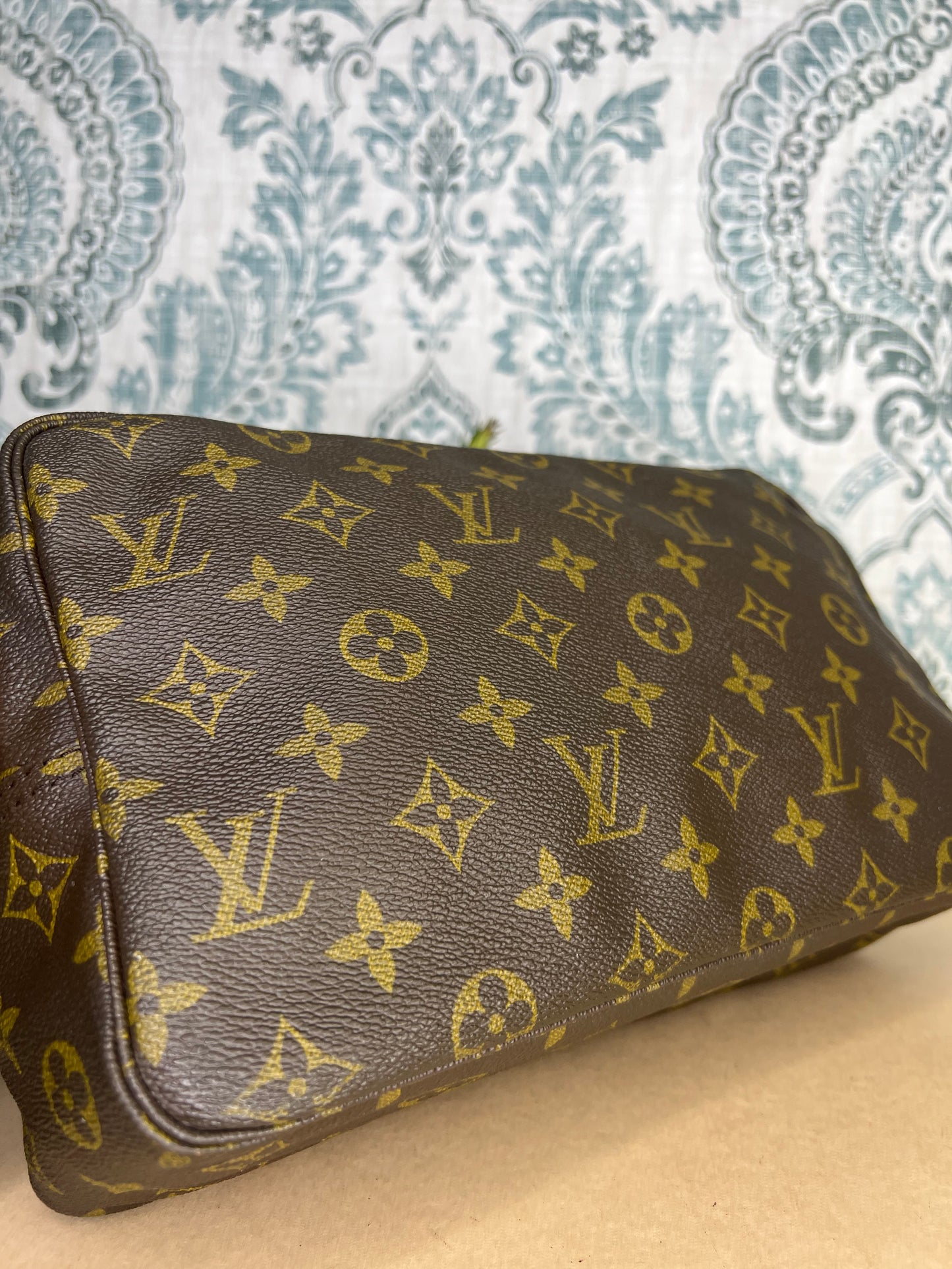 Louis Vuitton Trousse 28