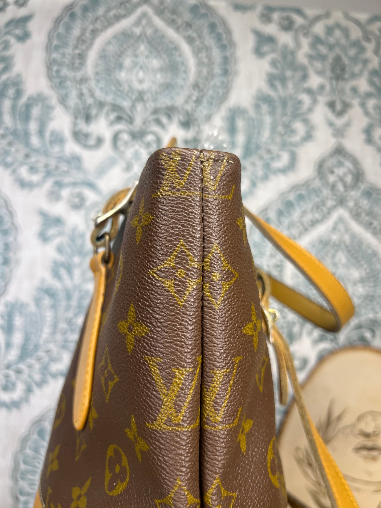 Louis Vuitton French Company Bucket GM